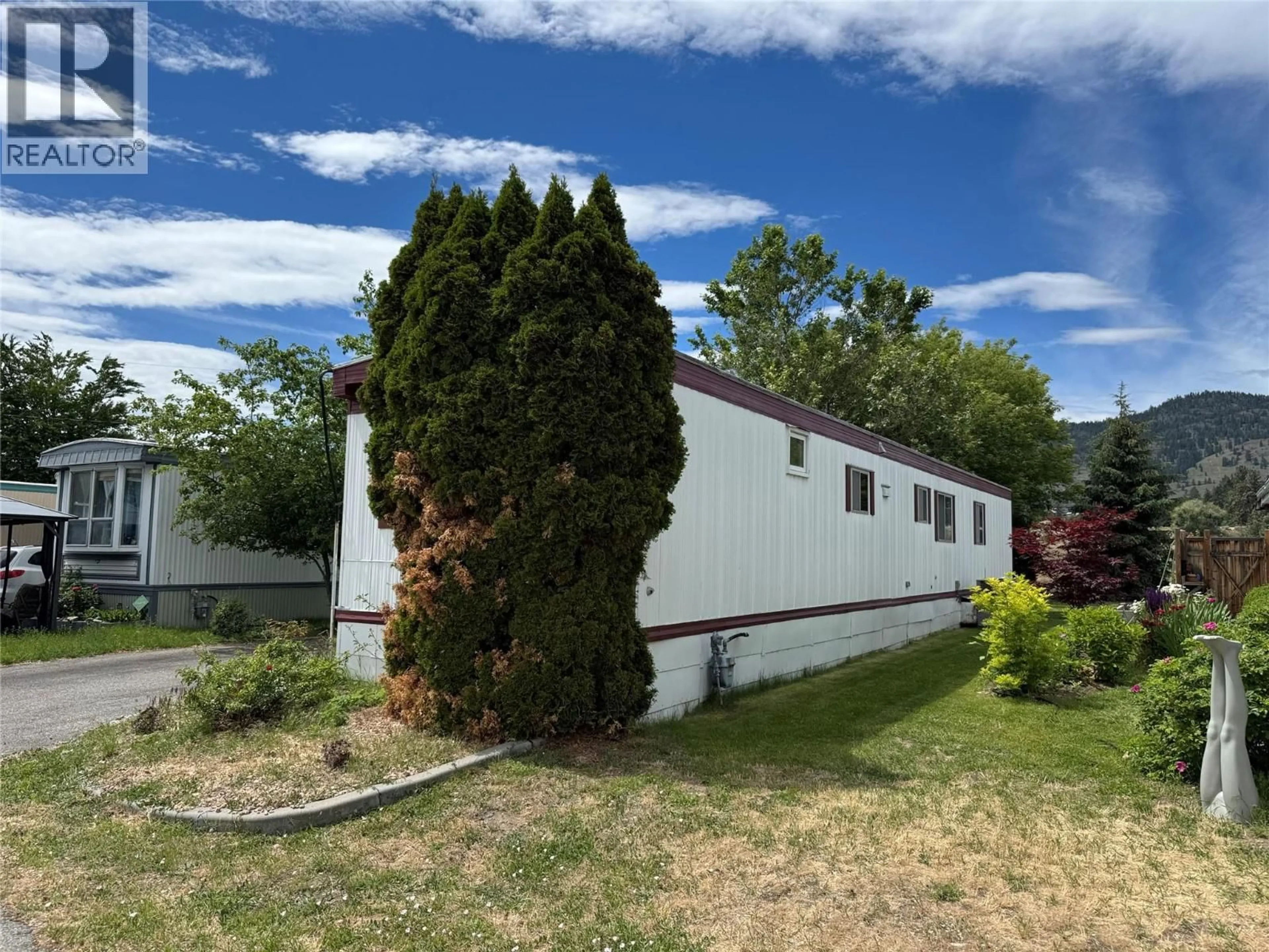 Home with vinyl exterior material, street for 19 - 8712 STEUART STREET, Summerland British Columbia V0H1Z6