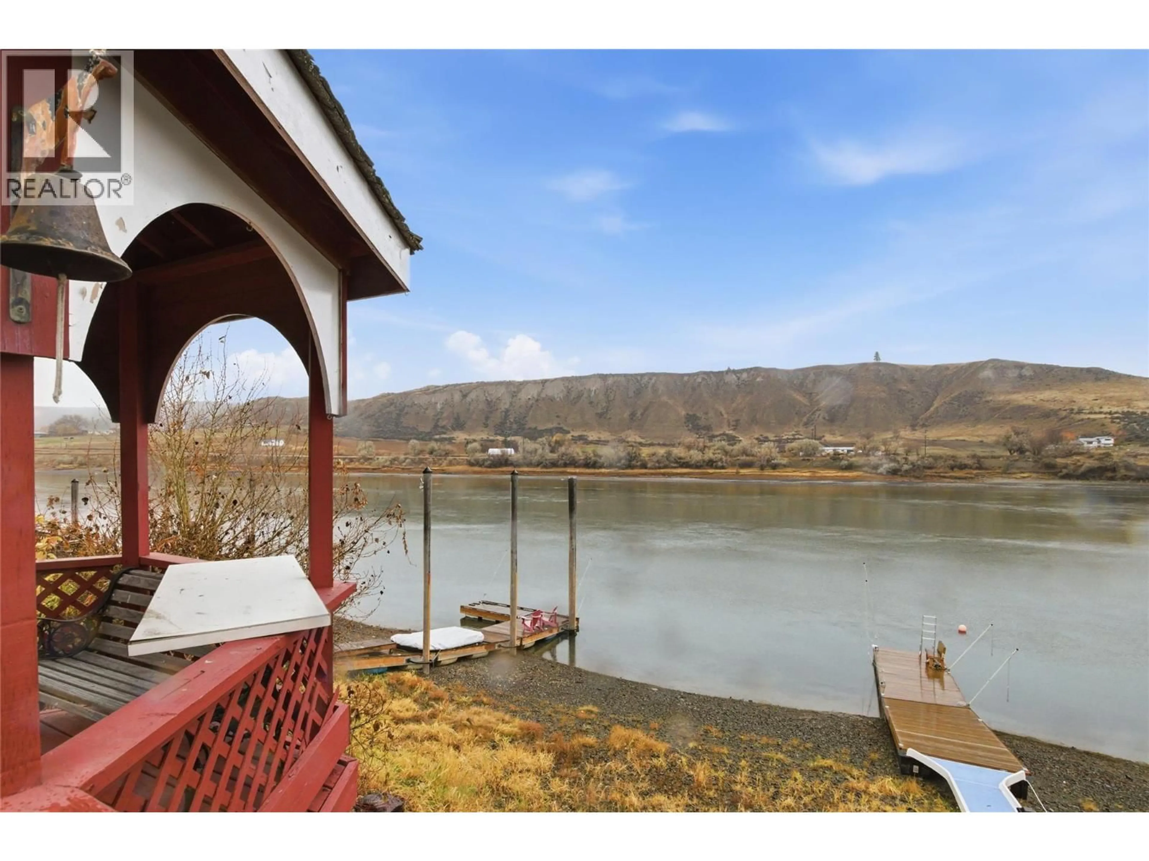 Patio, water/lake/river/ocean view for 2578 THOMPSON DRIVE, Kamloops British Columbia V2C4L4