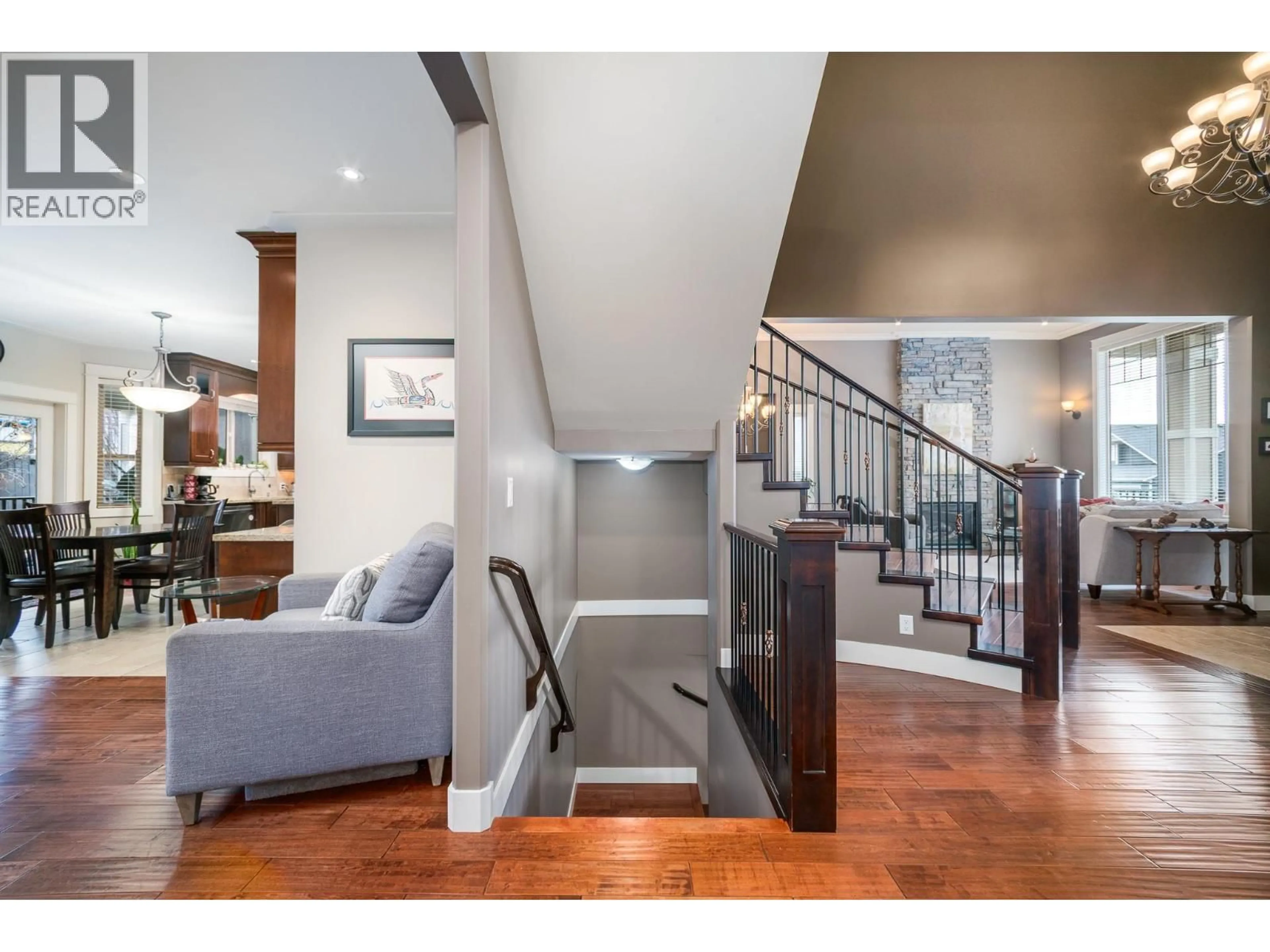Indoor foyer for 1321 BLACK MOUNTAIN CRESCENT, Kelowna British Columbia V1P1P7