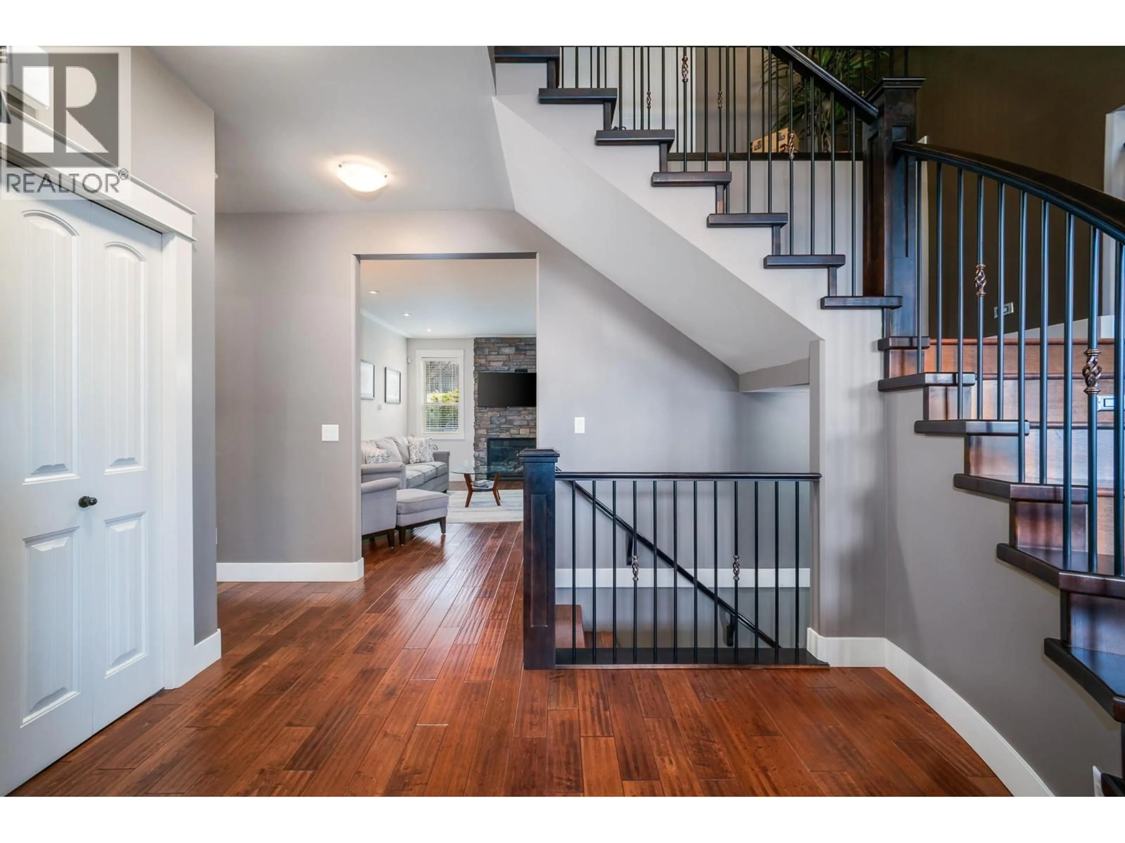 Indoor entryway for 1321 BLACK MOUNTAIN CRESCENT, Kelowna British Columbia V1P1P7