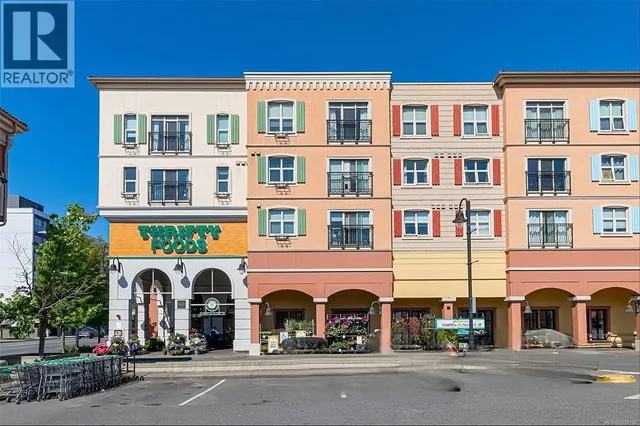 202 - 1620 MCKENZIE AVENUE, Saanich 3