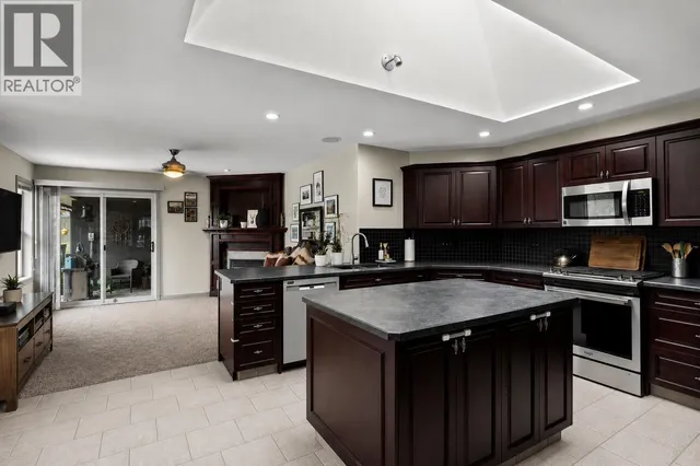996 ARLINGTON COURT, Kamloops 5