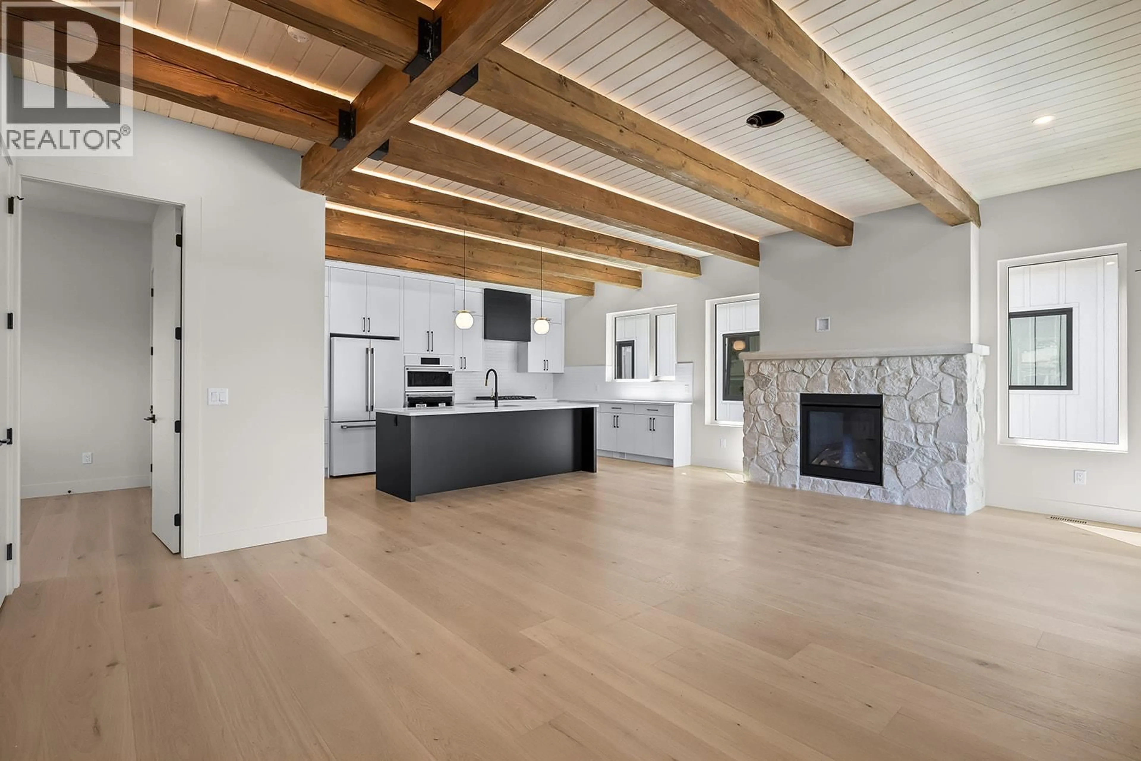 Open concept kitchen, unknown for 1 - 4495 WALKER ROAD, Kelowna British Columbia V1W1G8