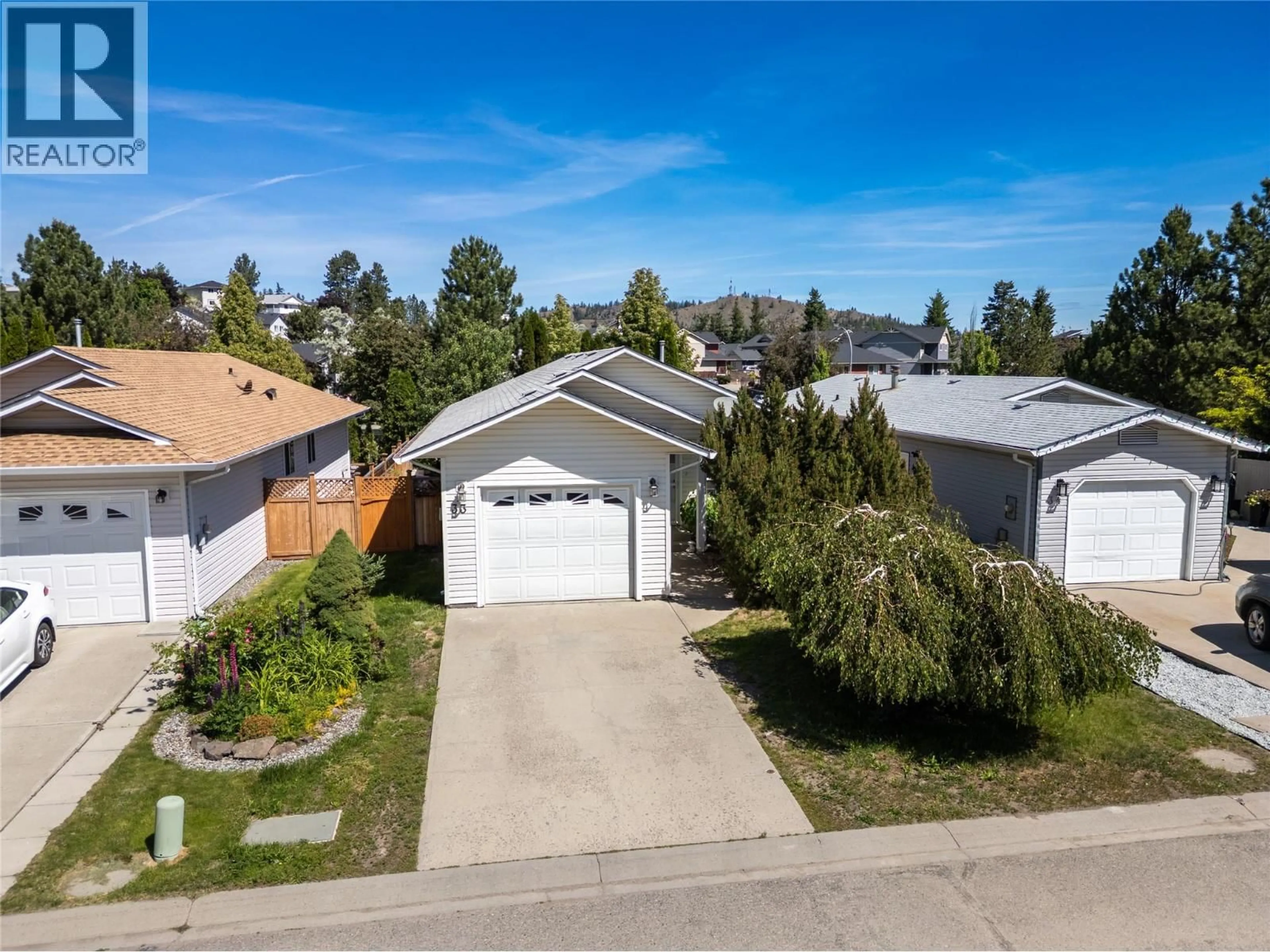 A pic from outside/outdoor area/front of a property/back of a property/a pic from drone, street for 33 - 1951 LODGEPOLE DRIVE, Kamloops British Columbia V1S1Y1