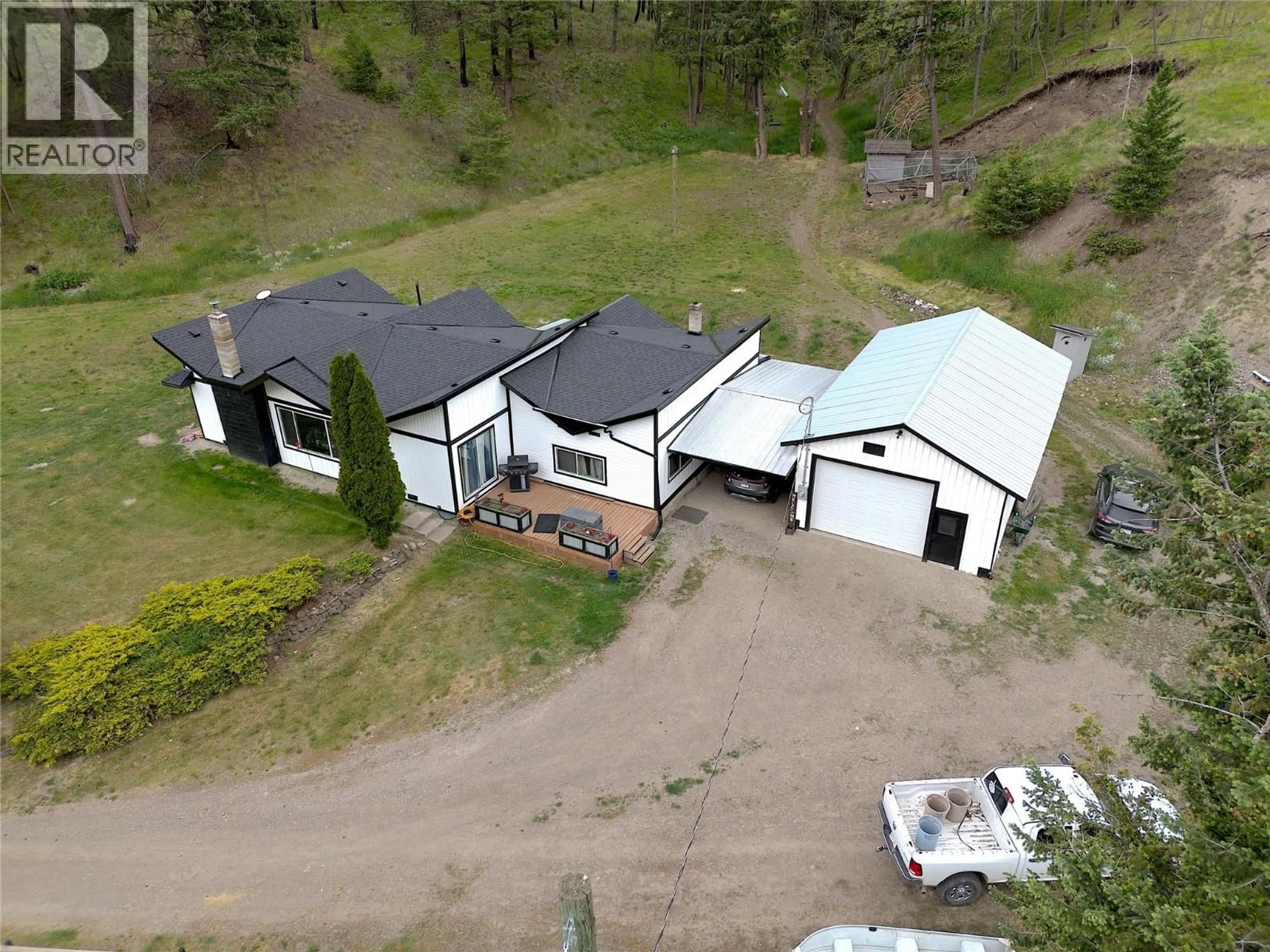 A pic from outside/outdoor area/front of a property/back of a property/a pic from drone, unknown for 4316 KAMLOOPS VERNON HIGHWAY, Westwold British Columbia V0E3B1