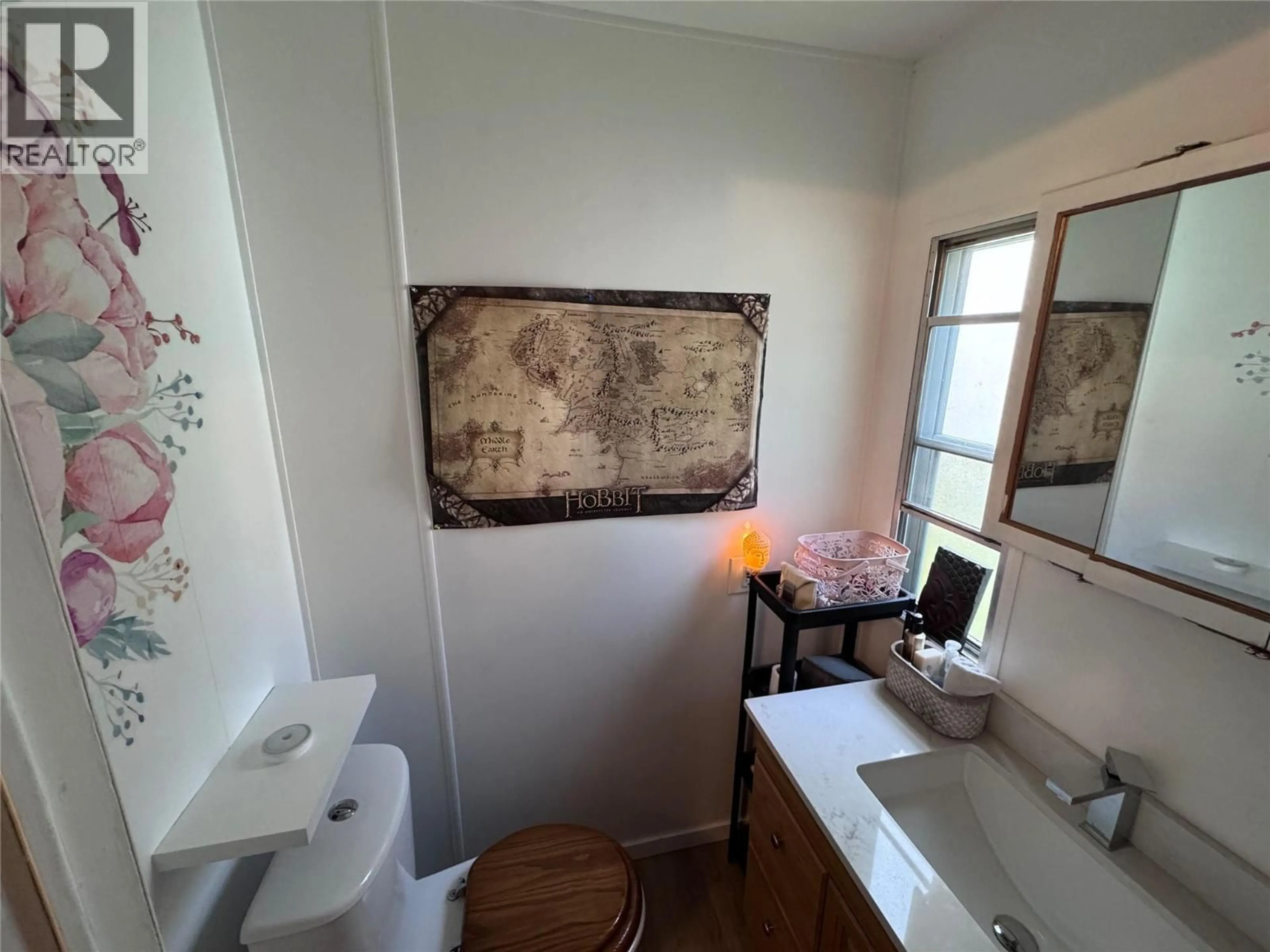 A pic of a room for 1 - 1930 SETTERLAND ROAD ROAD, Christina Lake British Columbia V0H1E3