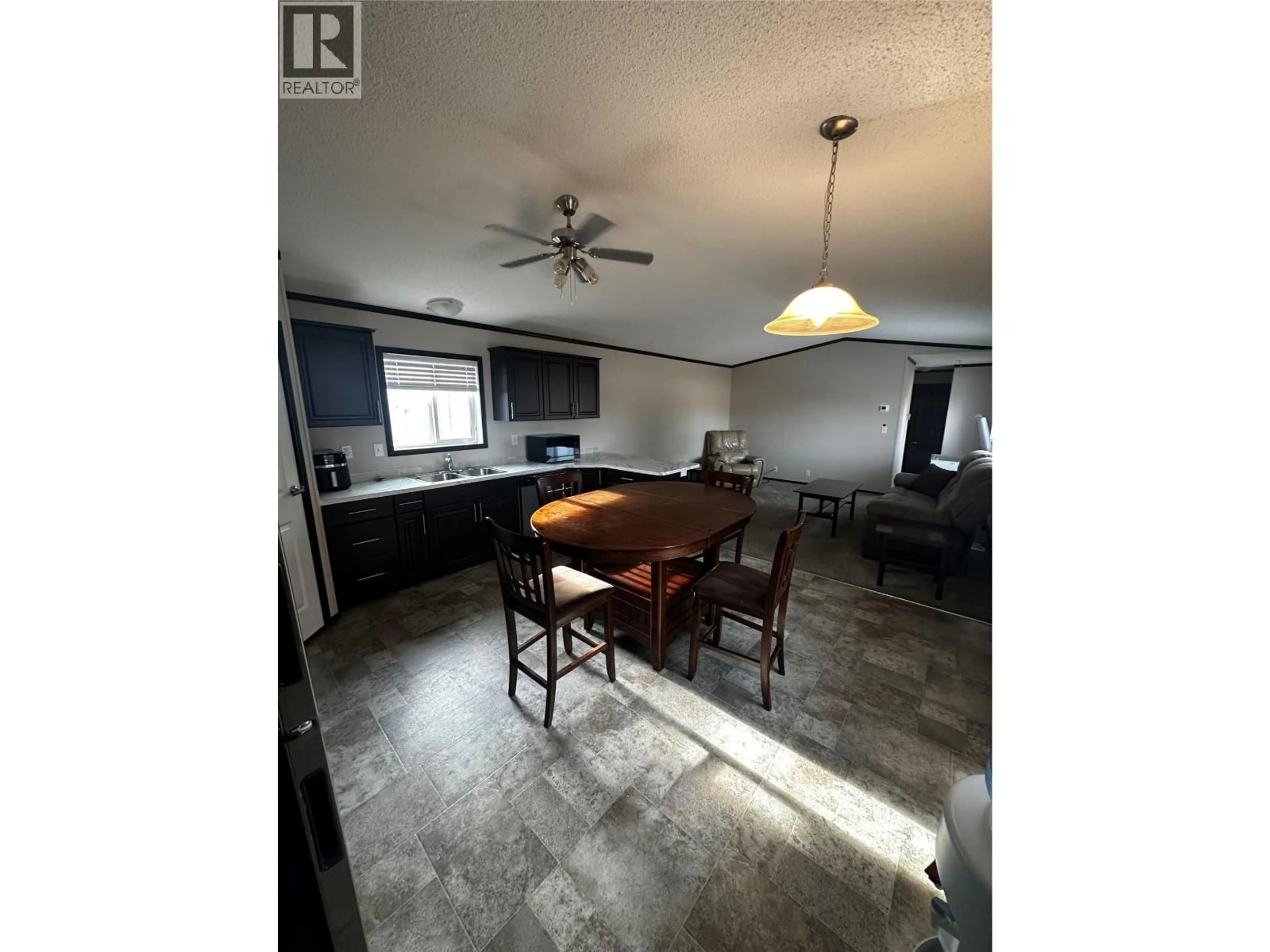 Unknown for 5207&5209 43 STREET, Chetwynd British Columbia V0C1J0