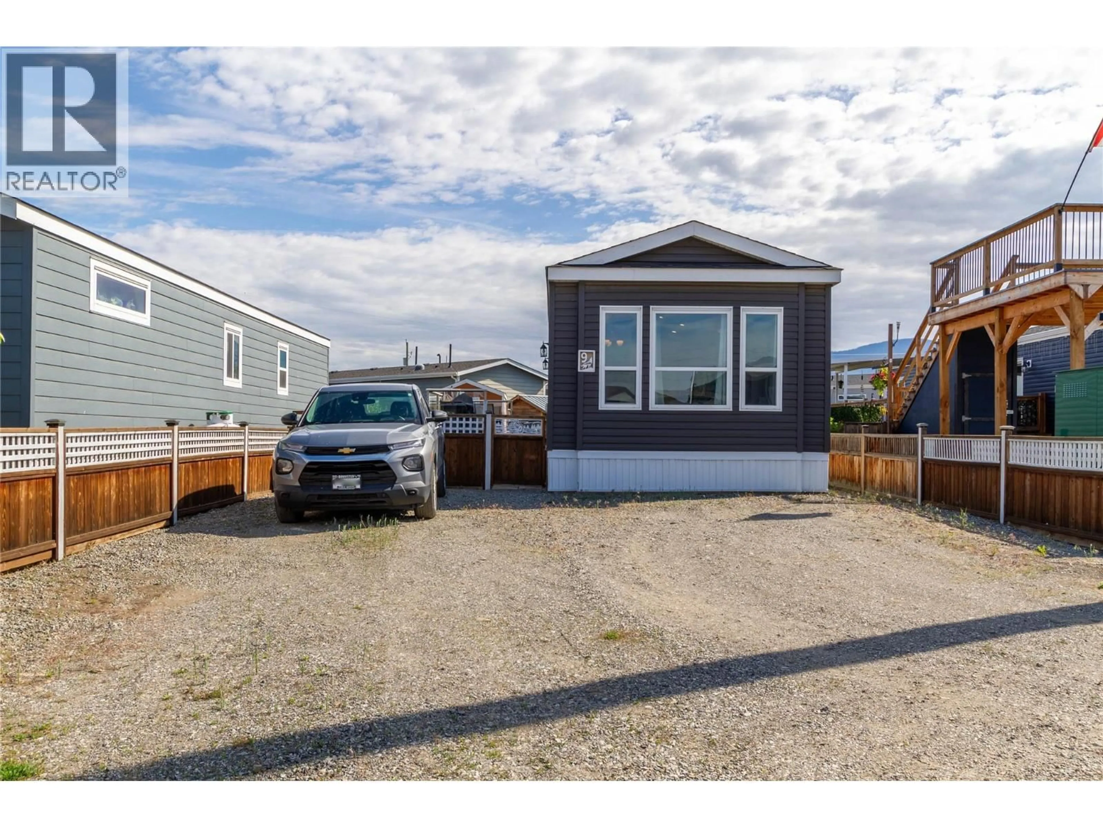 Home with vinyl exterior material, street for 9 - 65 ANTOINE ROAD, Vernon British Columbia V1H2A3