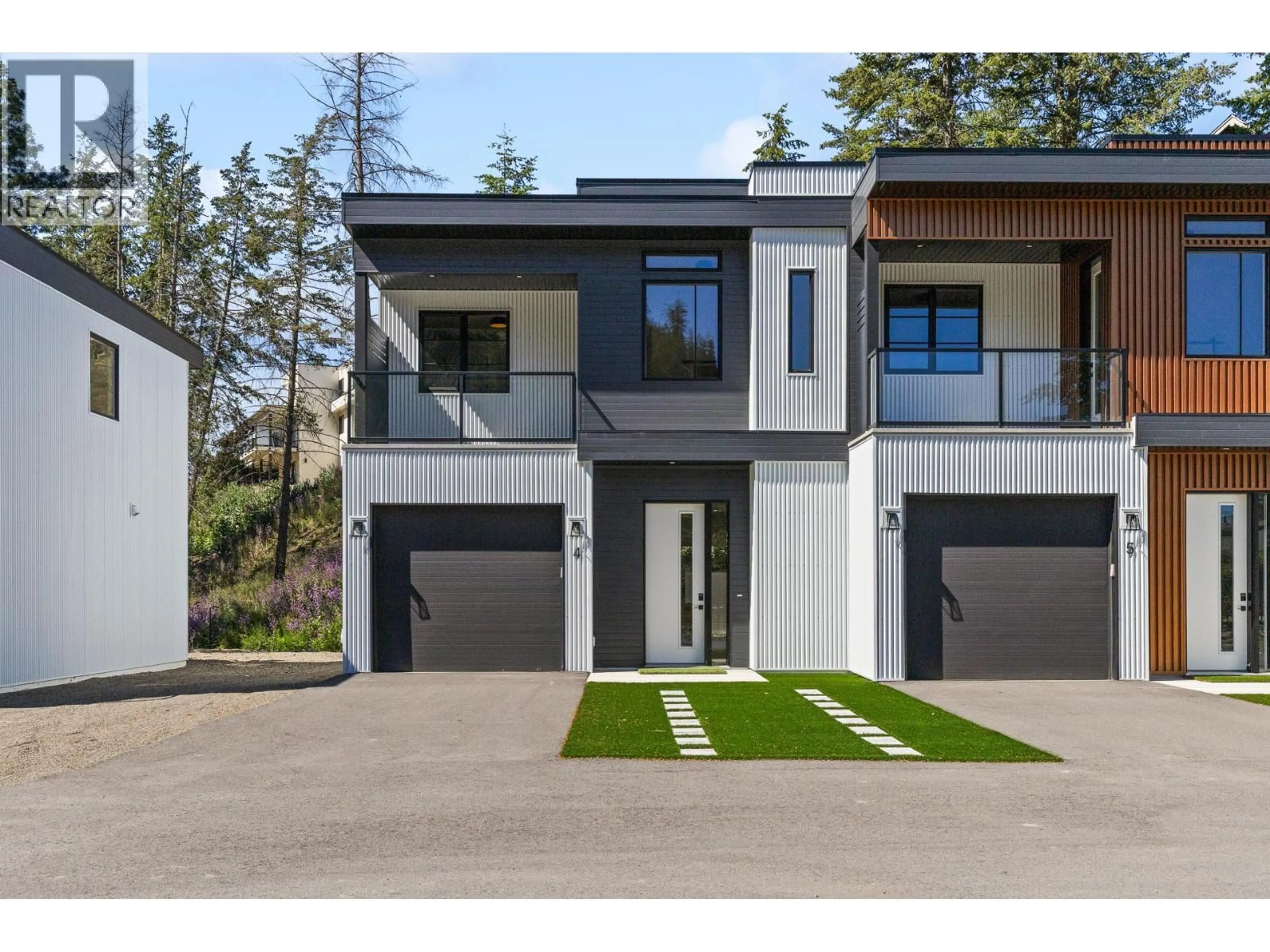 Home with vinyl exterior material, street for 4 - 9188 TRONSON ROAD, Vernon British Columbia V1H1E2