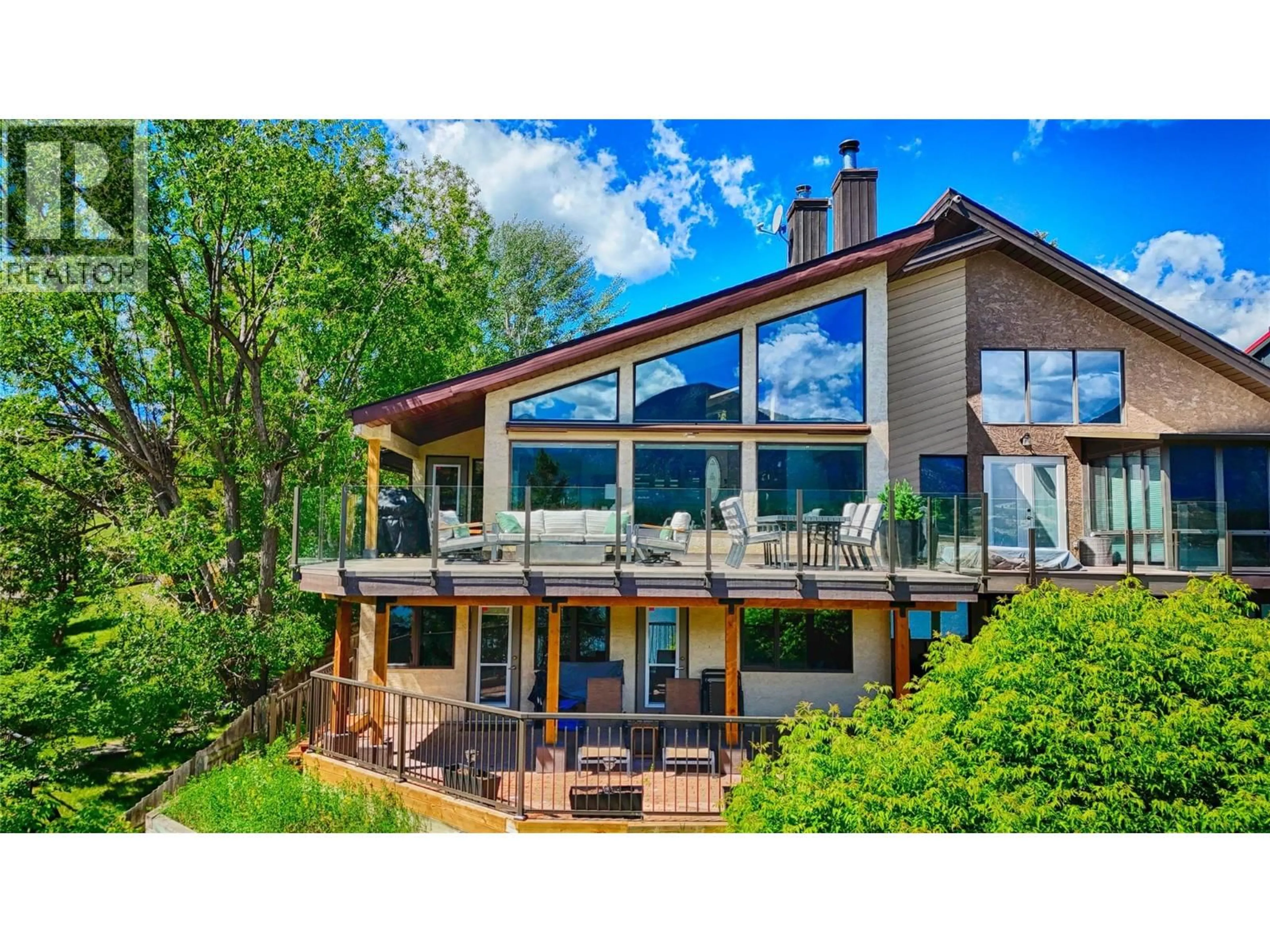 Unknown for 821 4TH AVENUE, Invermere British Columbia V0A1K4