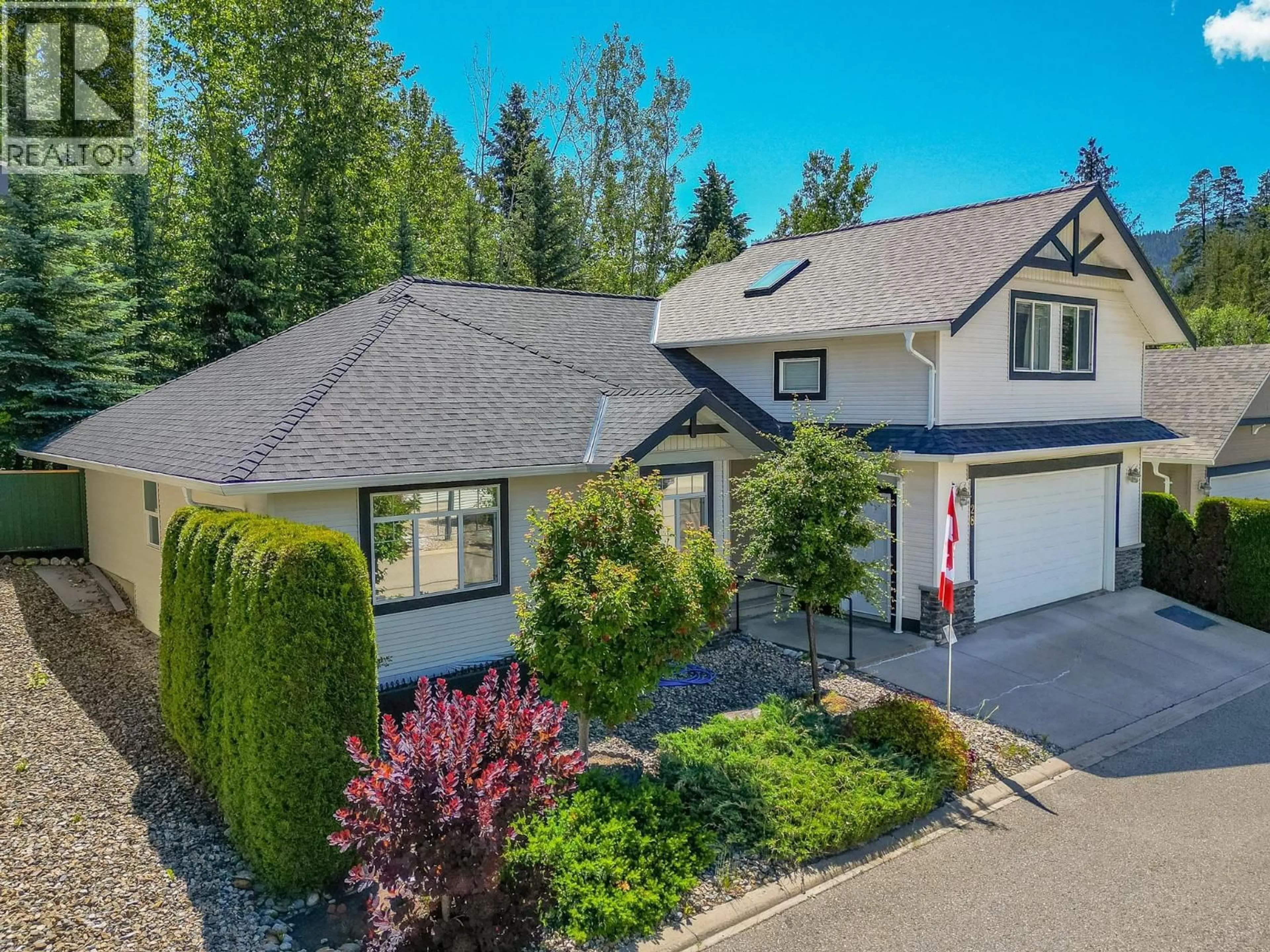 A pic from outside/outdoor area/front of a property/back of a property/a pic from drone, street for #28 - 801 20 STREET NORTHEAST, Salmon Arm British Columbia V1E2R7