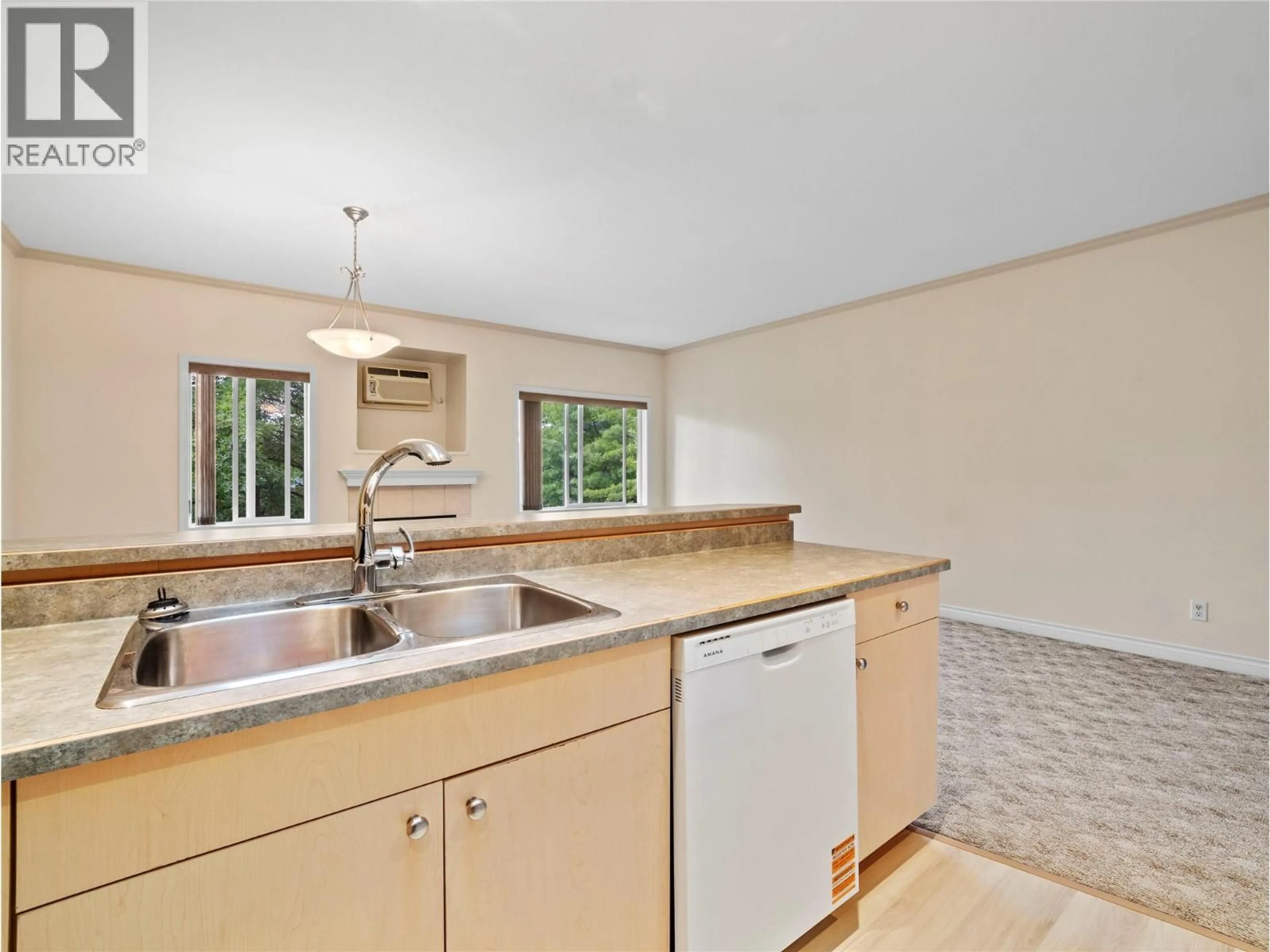 Open concept kitchen, ceramic/tile floor for 7 - 680 MARINE PARK DRIVE NORTHEAST, Salmon Arm British Columbia V1E3L4