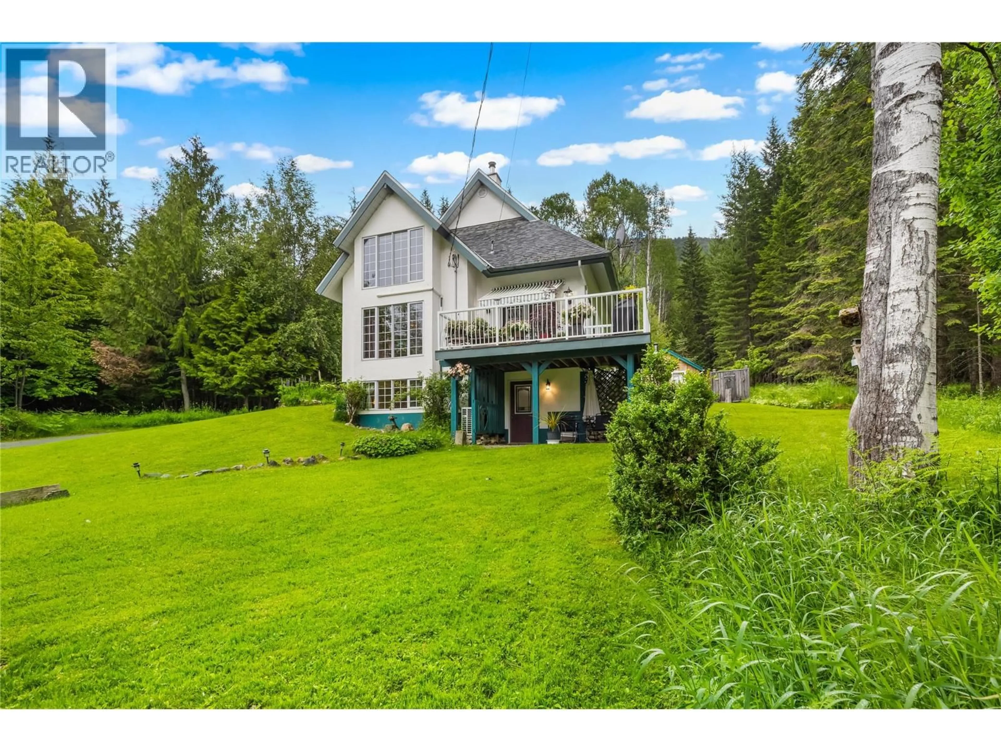 A pic from outside/outdoor area/front of a property/back of a property/a pic from drone, unknown for 16096 CRAWFORD CREEK ROAD, Crawford Bay British Columbia V0B1E0