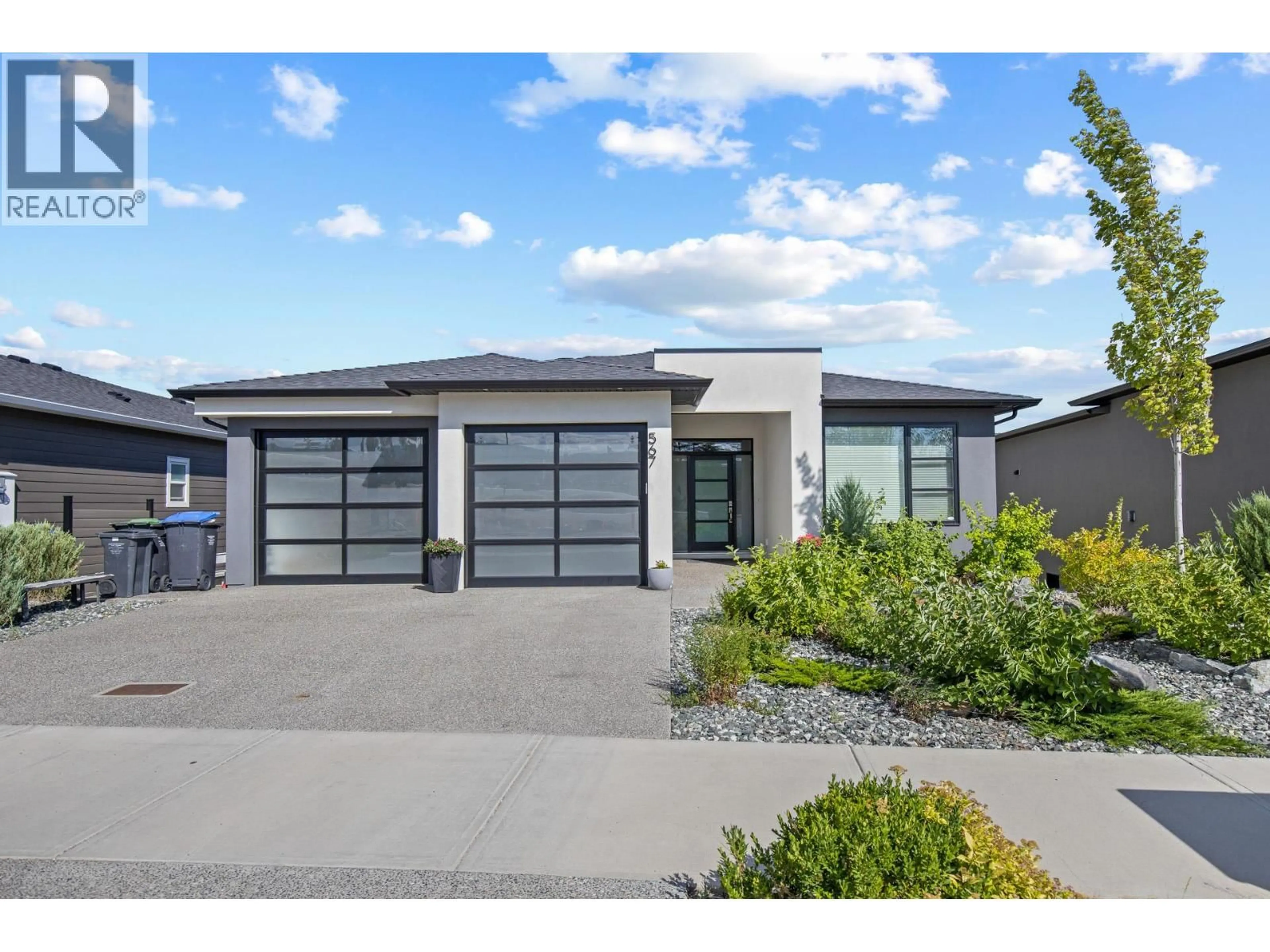 Home with brick exterior material, street for 567 ACADIA STREET, Kelowna British Columbia V1V0A8