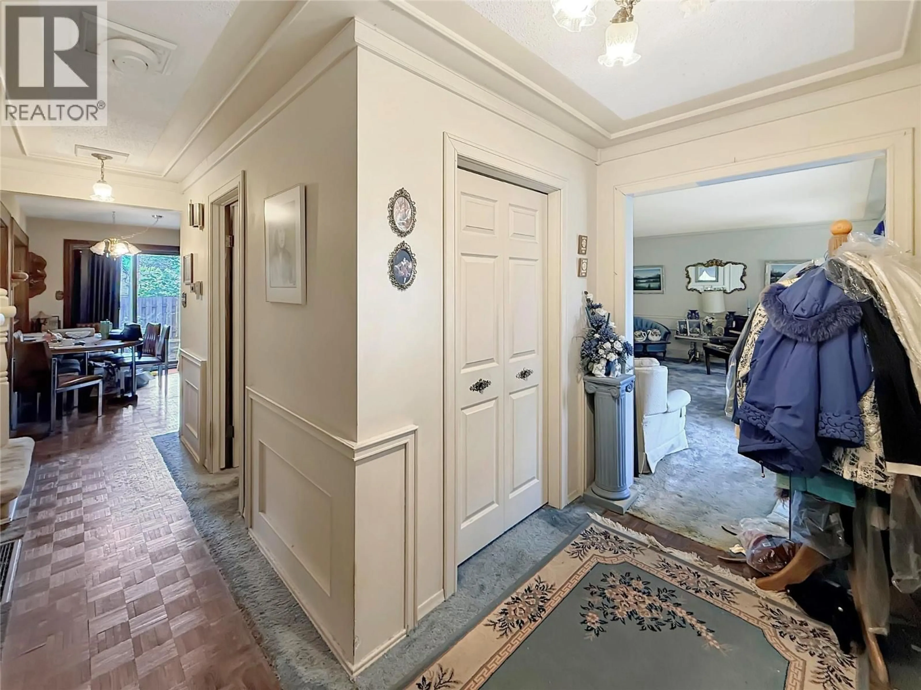 Indoor foyer for 809 31ST AVE S OTHER, Cranbrook British Columbia V1C5J9