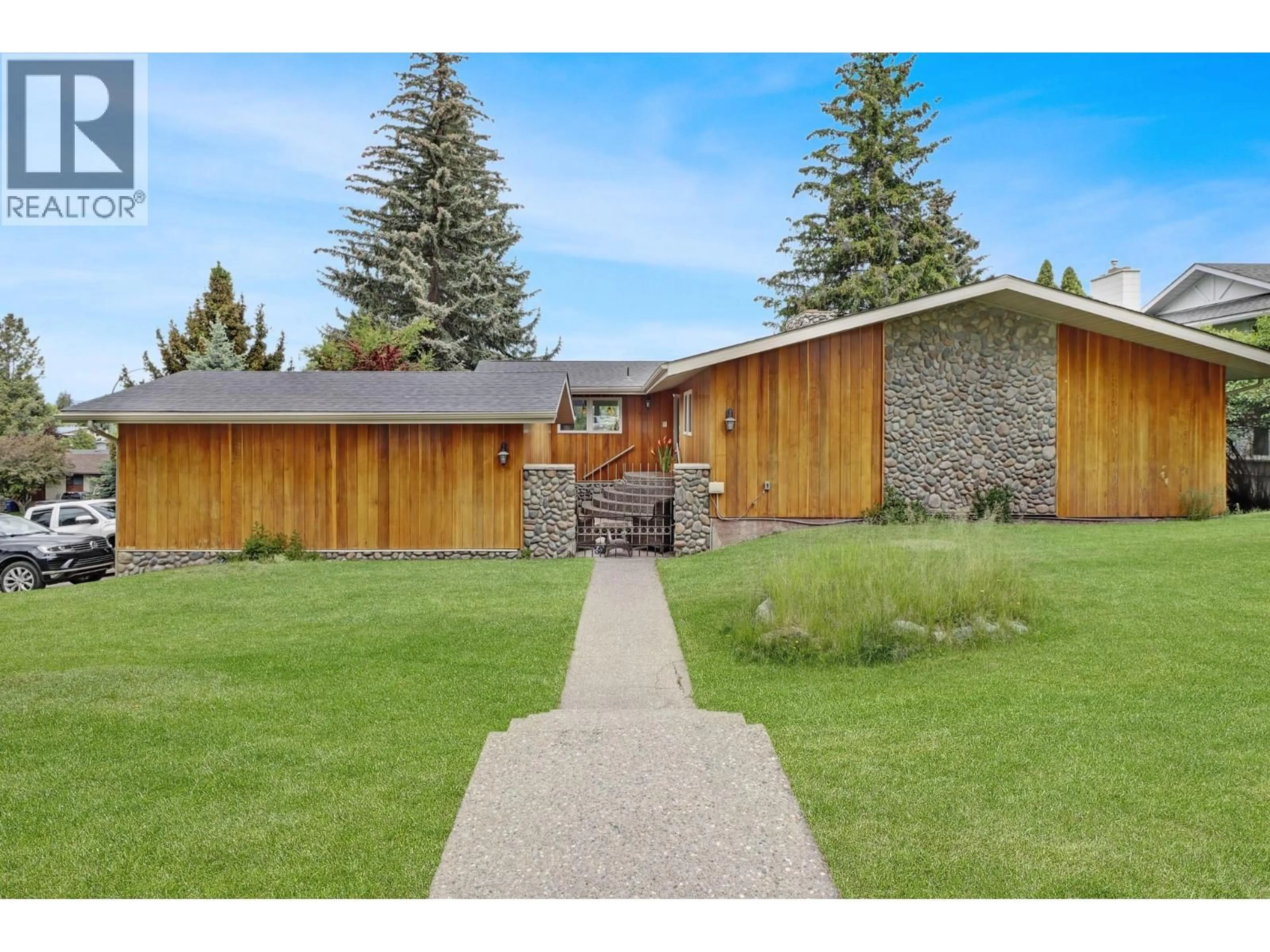 Unknown for 712 17 AVENUE, Cranbrook British Columbia V1C3B7