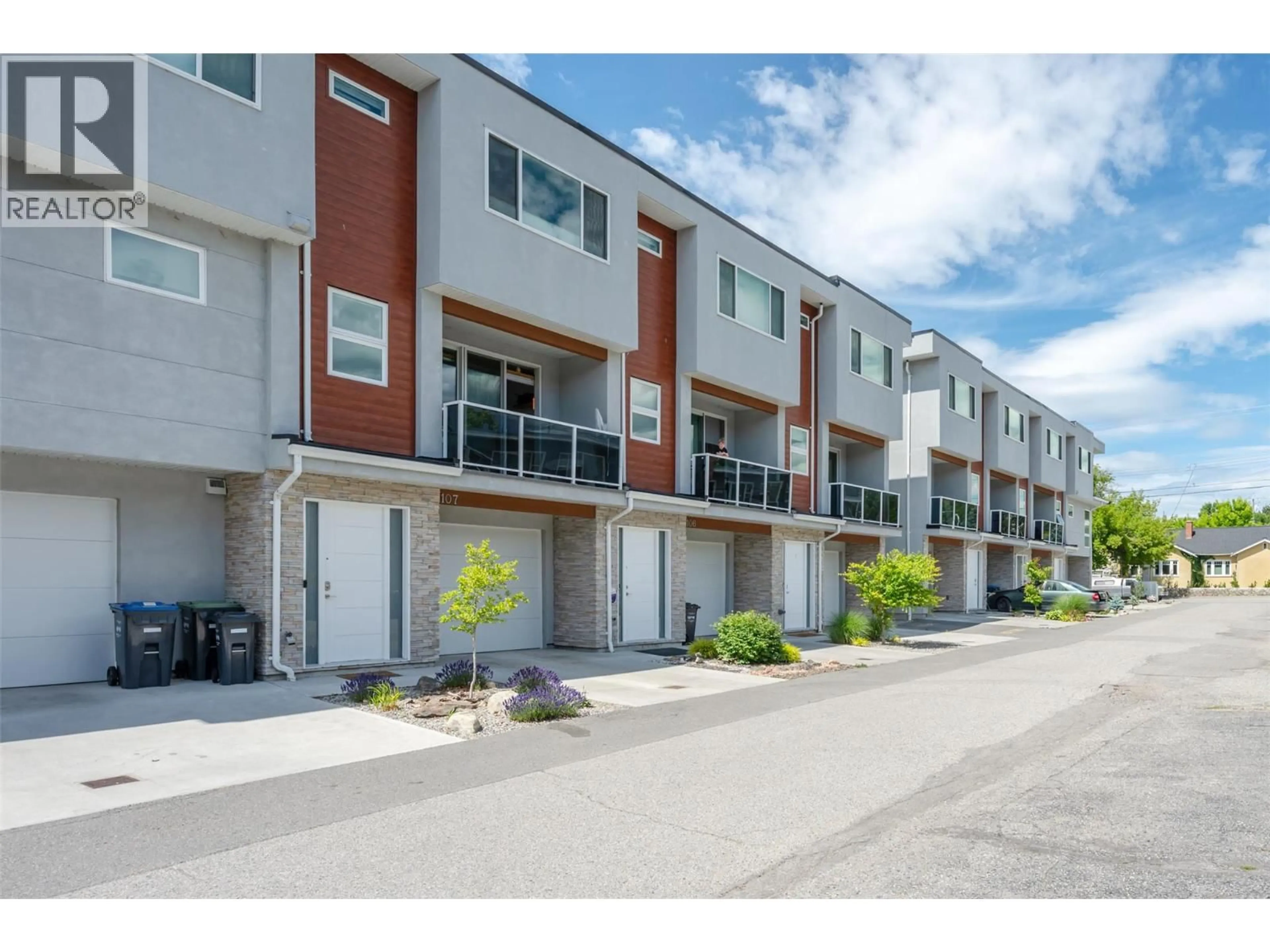 A pic from outside/outdoor area/front of a property/back of a property/a pic from drone, street for 107 - 210 SCOTT AVENUE, Penticton British Columbia V2A2J5