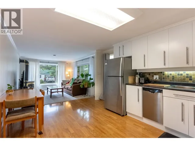 5 COPPER COURT, Logan Lake 4