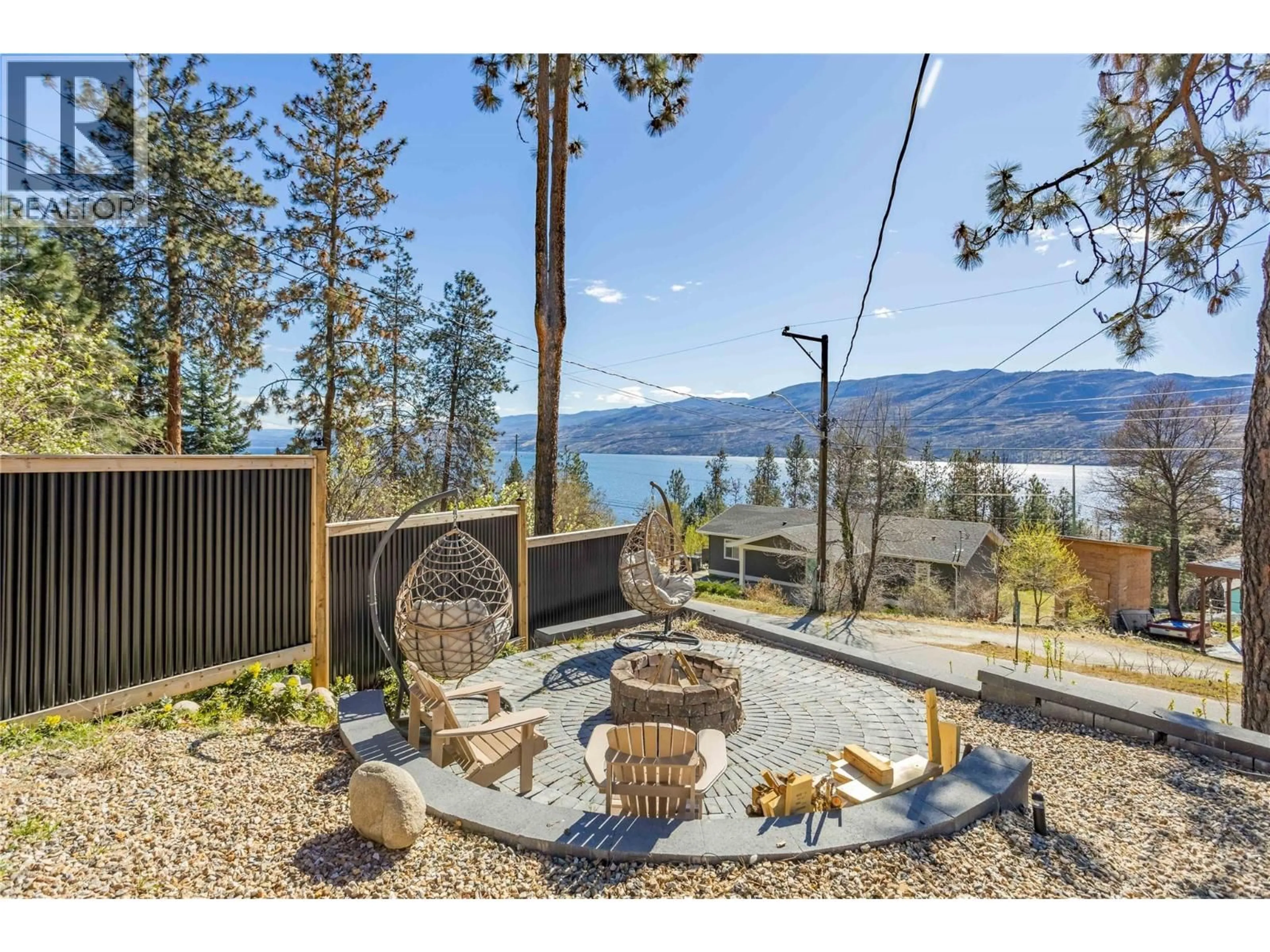 Patio, water/lake/river/ocean view for 3991 DESERT PINES AVENUE, Peachland British Columbia V0H1X2