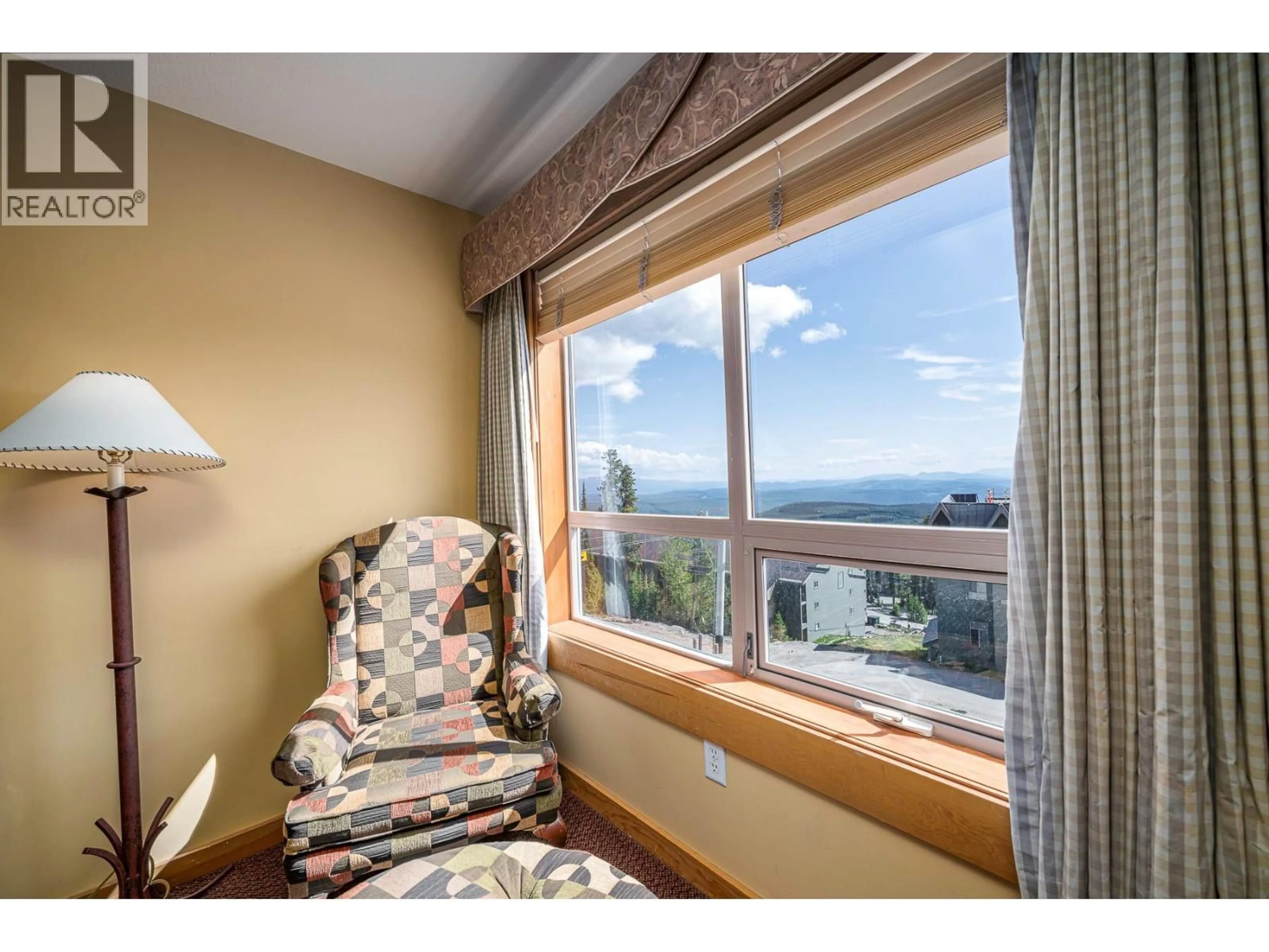 A pic of a room for 316 - 5335 BIG WHITE ROAD, Big White British Columbia V1P1T4