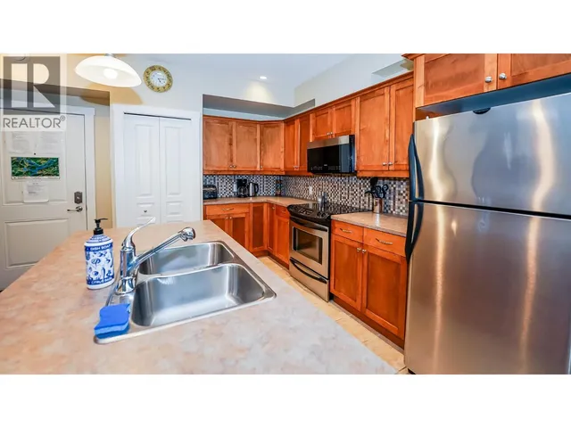 100 & 108 - 302 MARA LAKE LANE, Sicamous 5