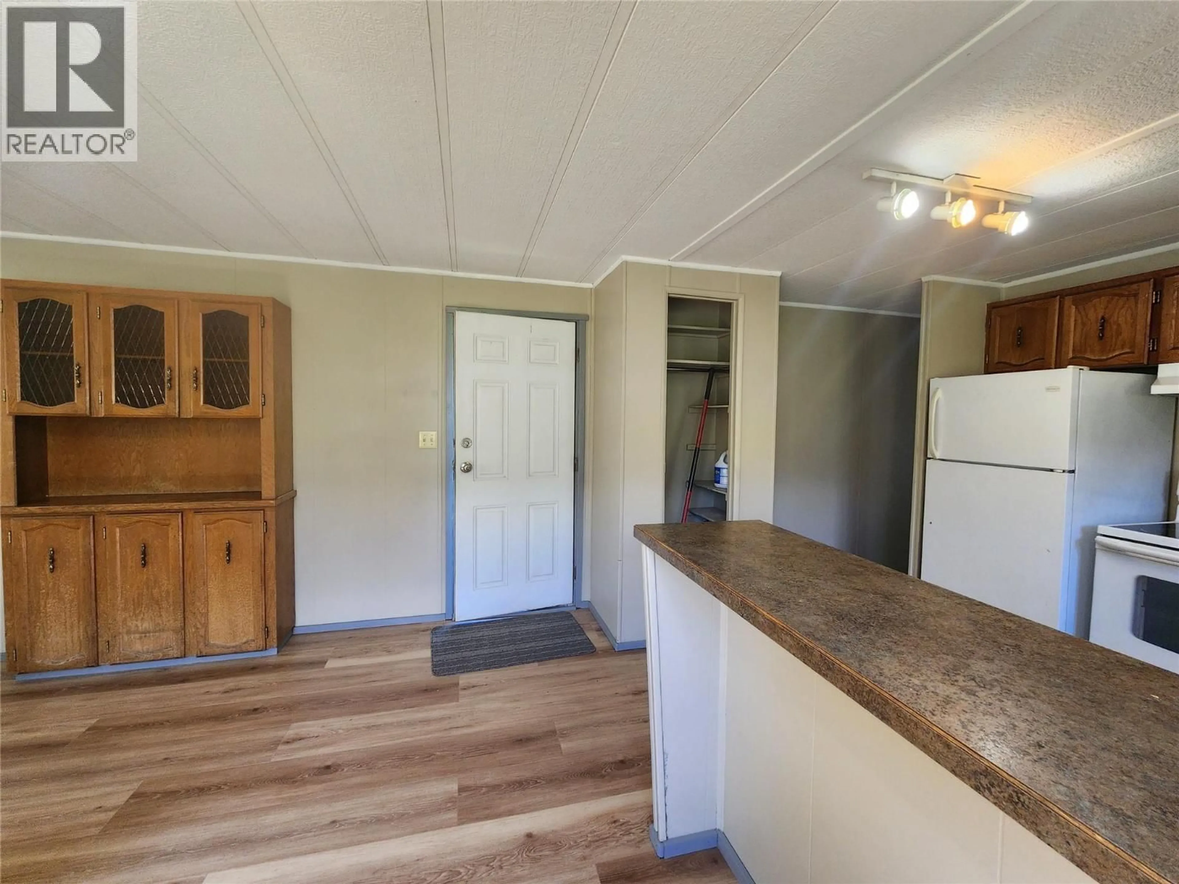 Standard kitchen, unknown for 6105 SLEEPY HOLLOW ROAD, Grand Forks British Columbia V0H1H5