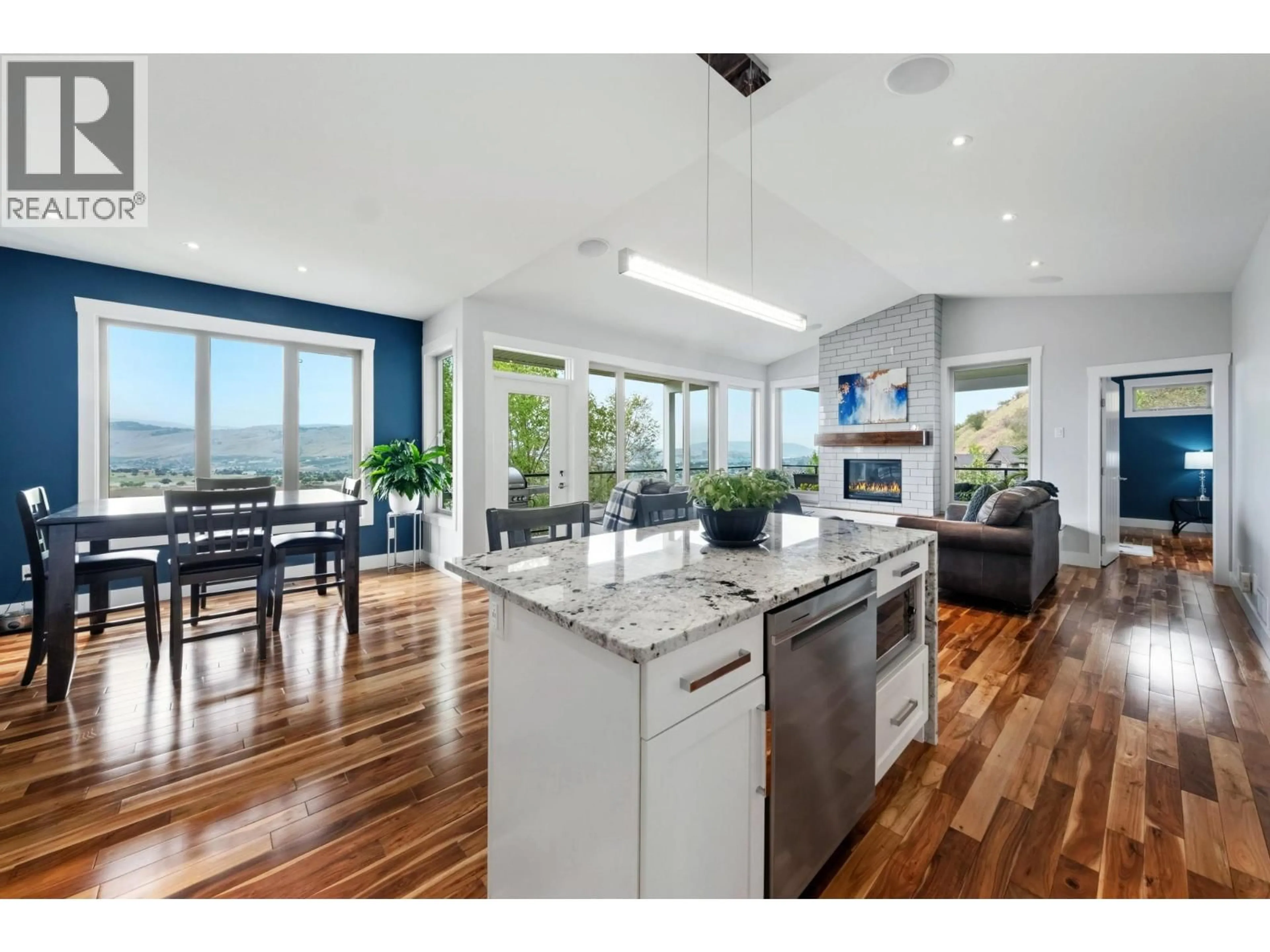 Open concept kitchen, unknown for 989 MT IDA LANE, Vernon British Columbia V1B4C3