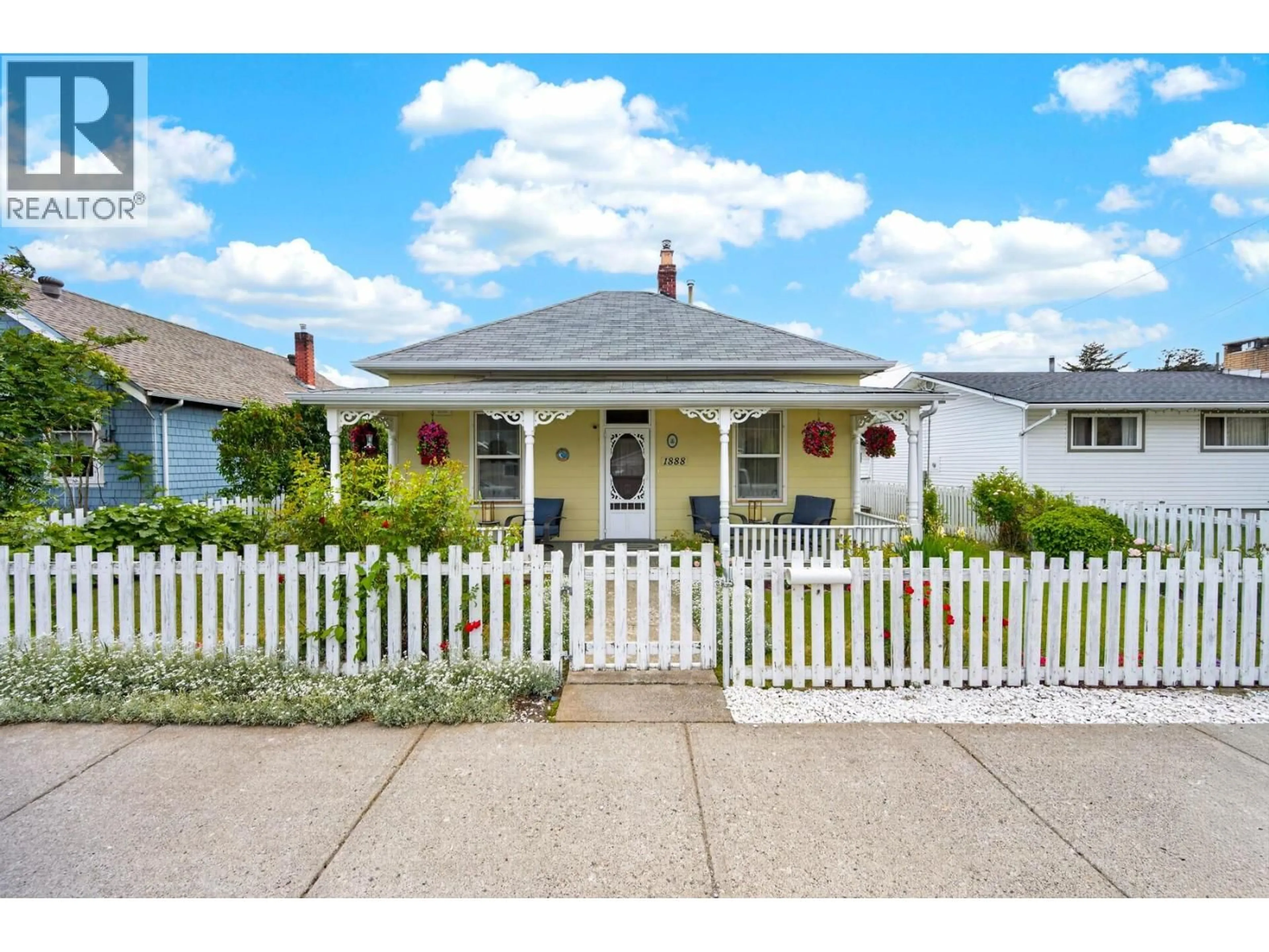 Home with vinyl exterior material, street for 1888 GRANITE AVENUE, Merritt British Columbia V1K1B8