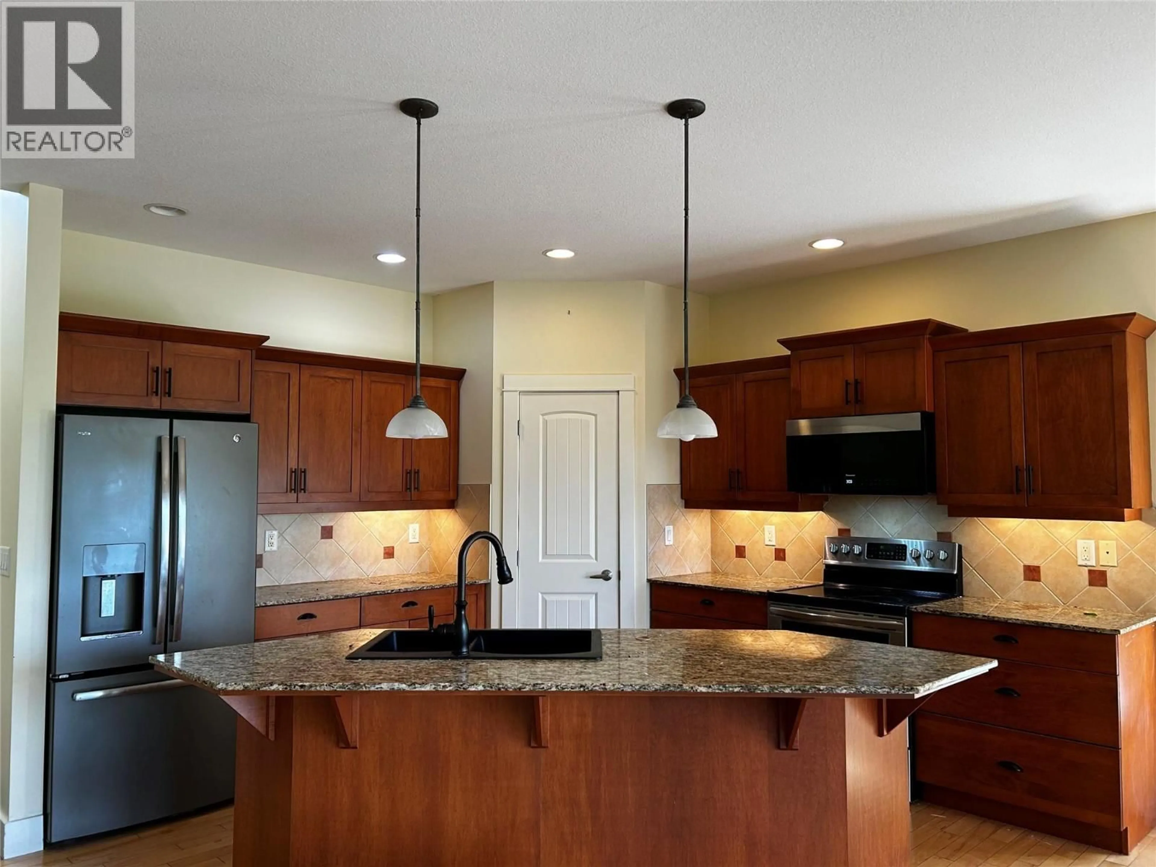 Open concept kitchen, unknown for 113 - 901 MIDDLETON WAY ROAD, Vernon British Columbia V1T3Z1