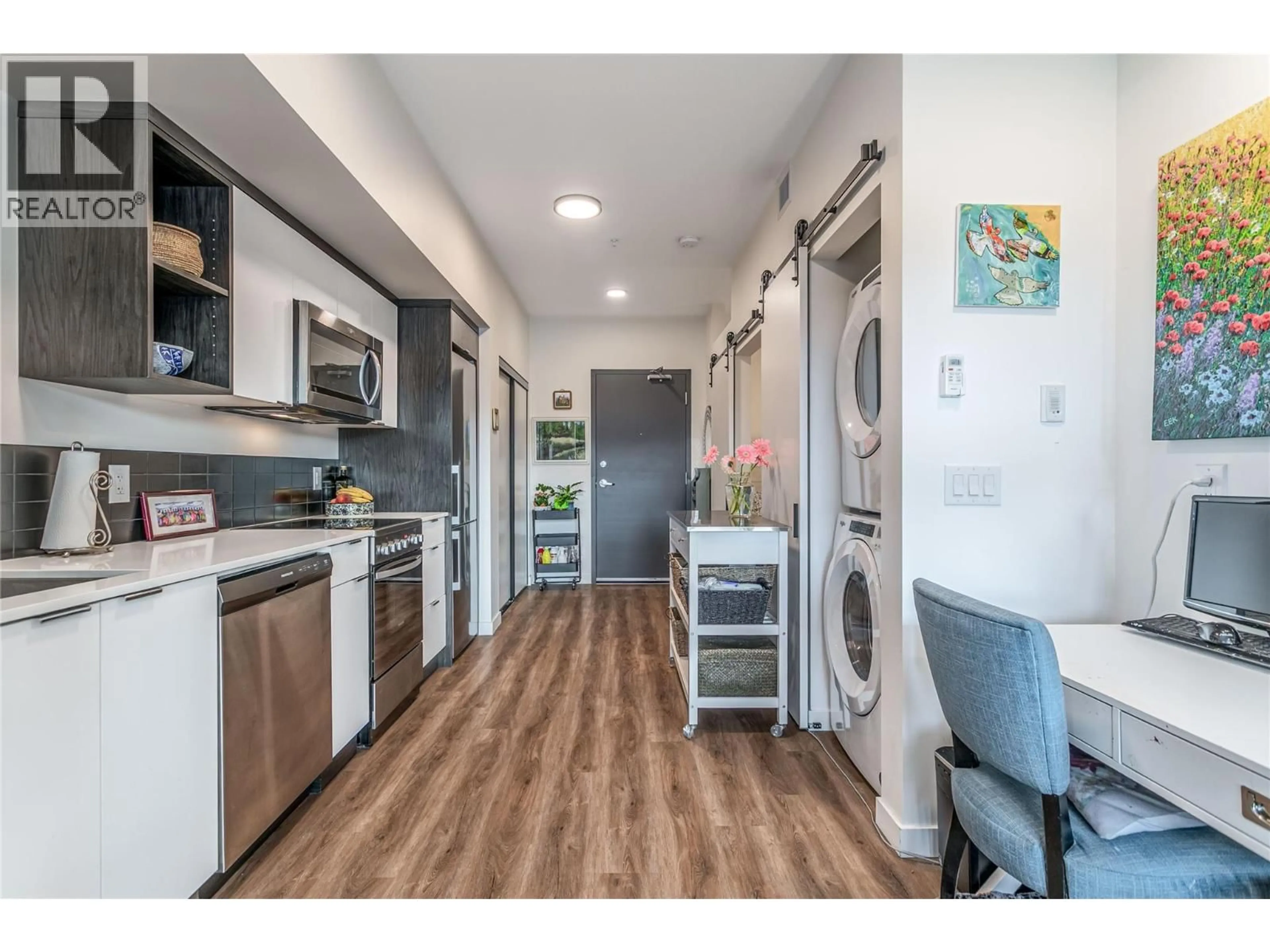 Open concept kitchen, unknown for 411 - 615 RUTLAND ROAD NORTH, Kelowna British Columbia V1X3V6