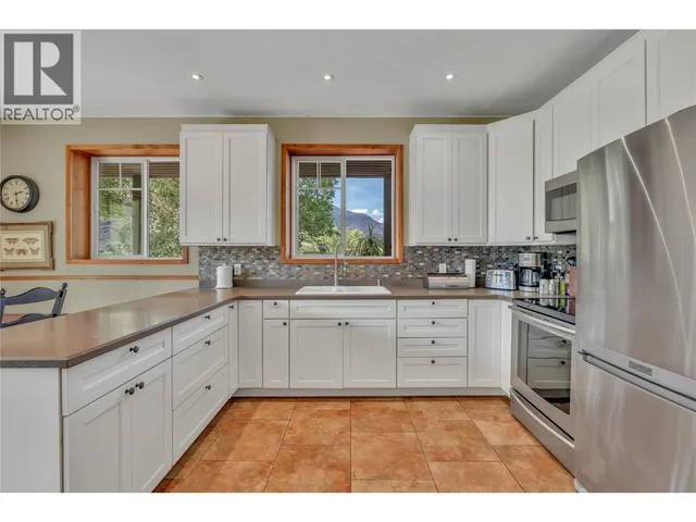 2795 LIDDICOAT ROAD, Keremeos 5
