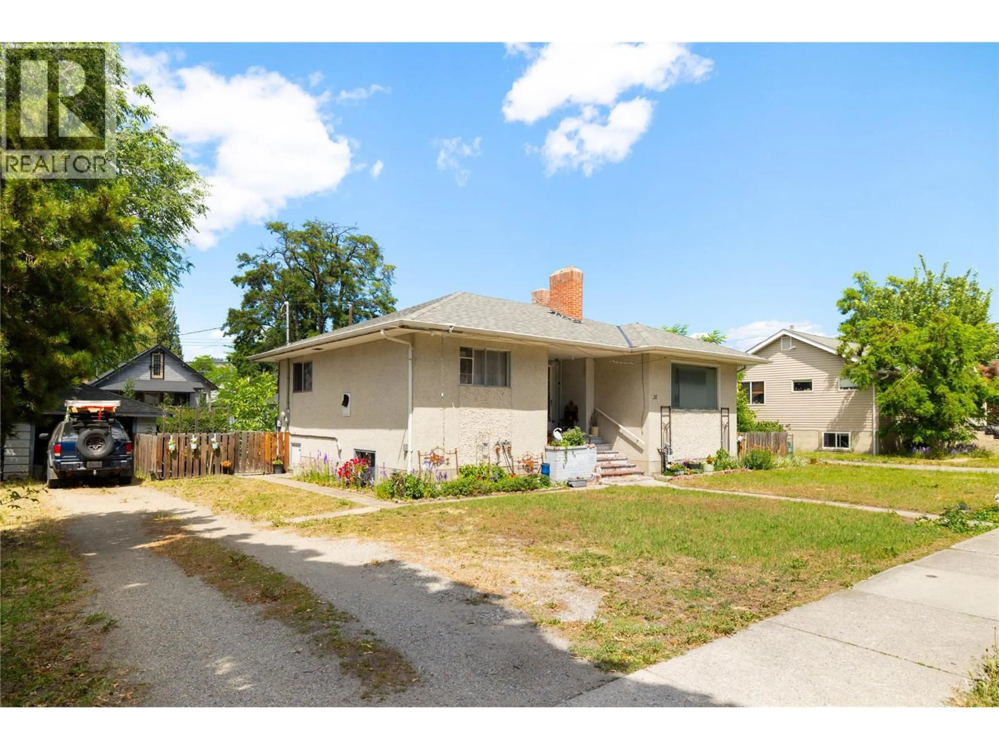 Unknown for 816 LEON AVENUE, Kelowna British Columbia V1Y6J8