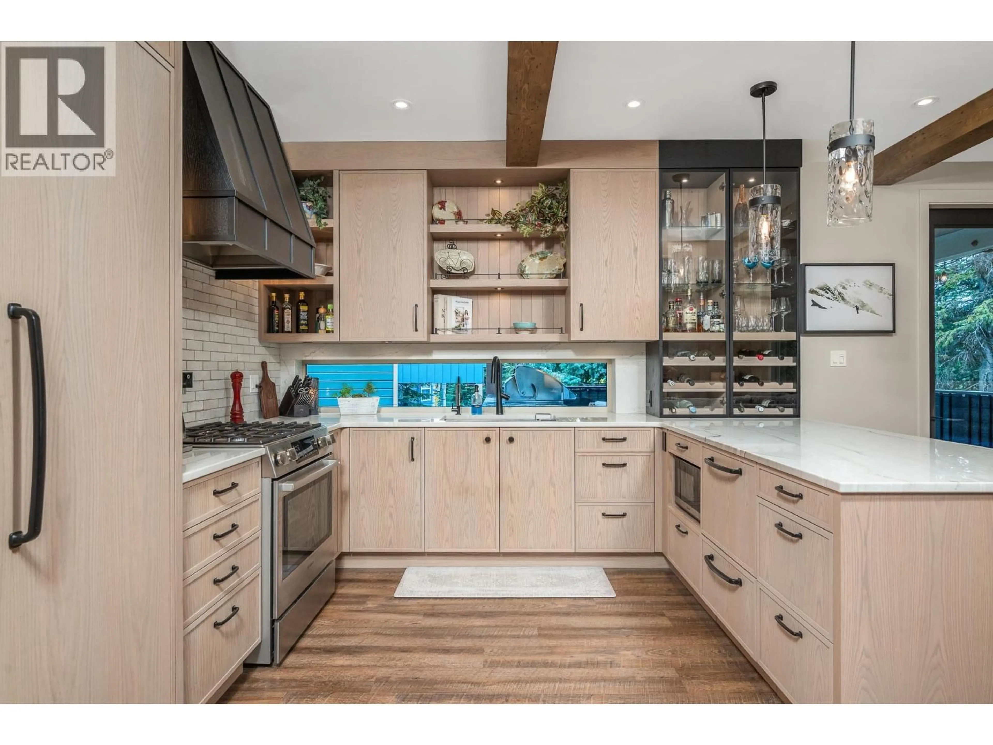 Contemporary kitchen, unknown for 1 & 2 - 440 MONASHEE ROAD, Vernon British Columbia V1B0S5