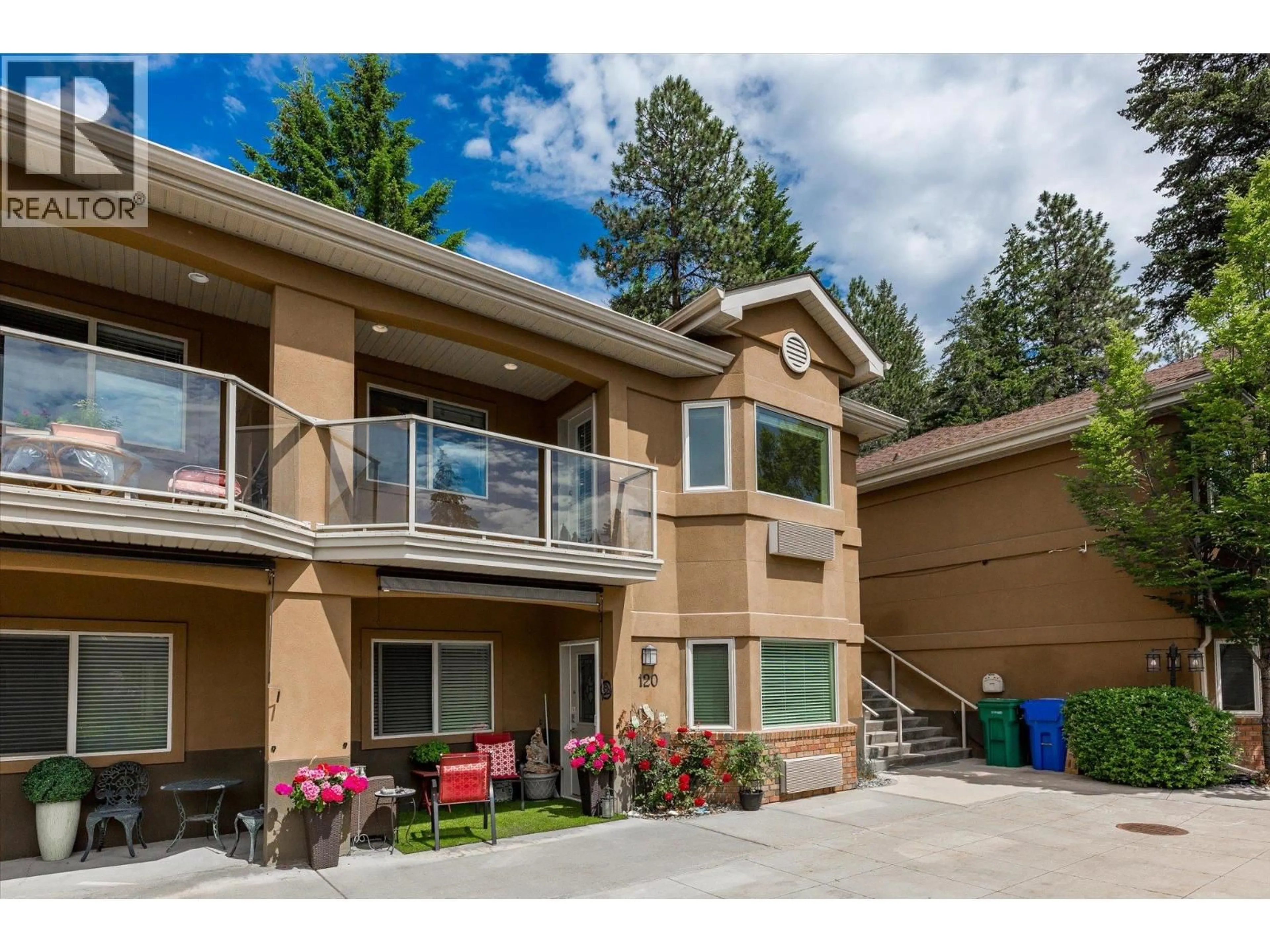 Patio, mountain view for 212 - 4433 GORDON DRIVE, Kelowna British Columbia V1W1S9
