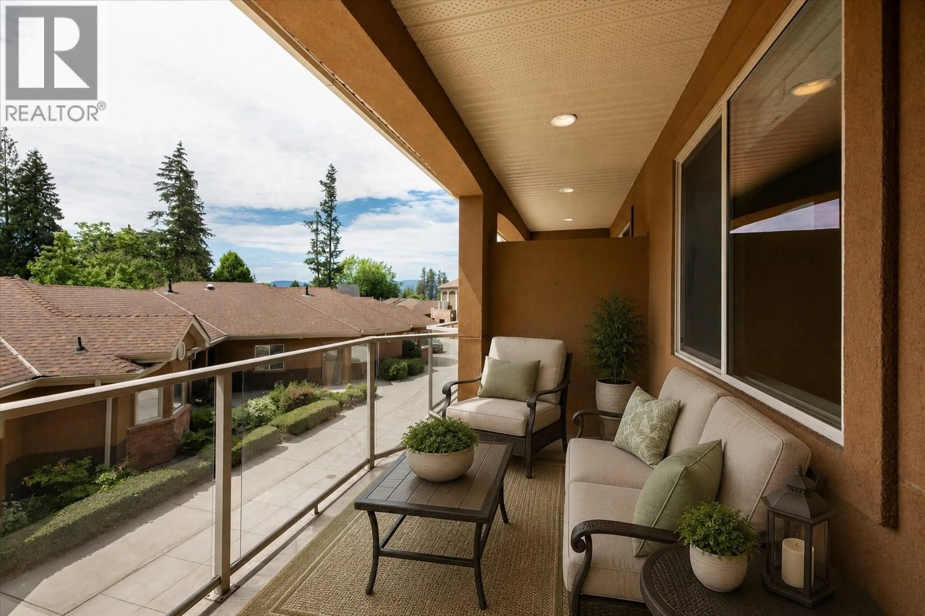 Patio, water/lake/river/ocean view for 212 - 4433 GORDON DRIVE, Kelowna British Columbia V1W1S9