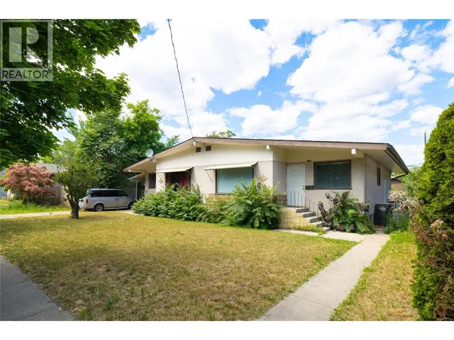 830-832 LEON AVENUE, Kelowna 3