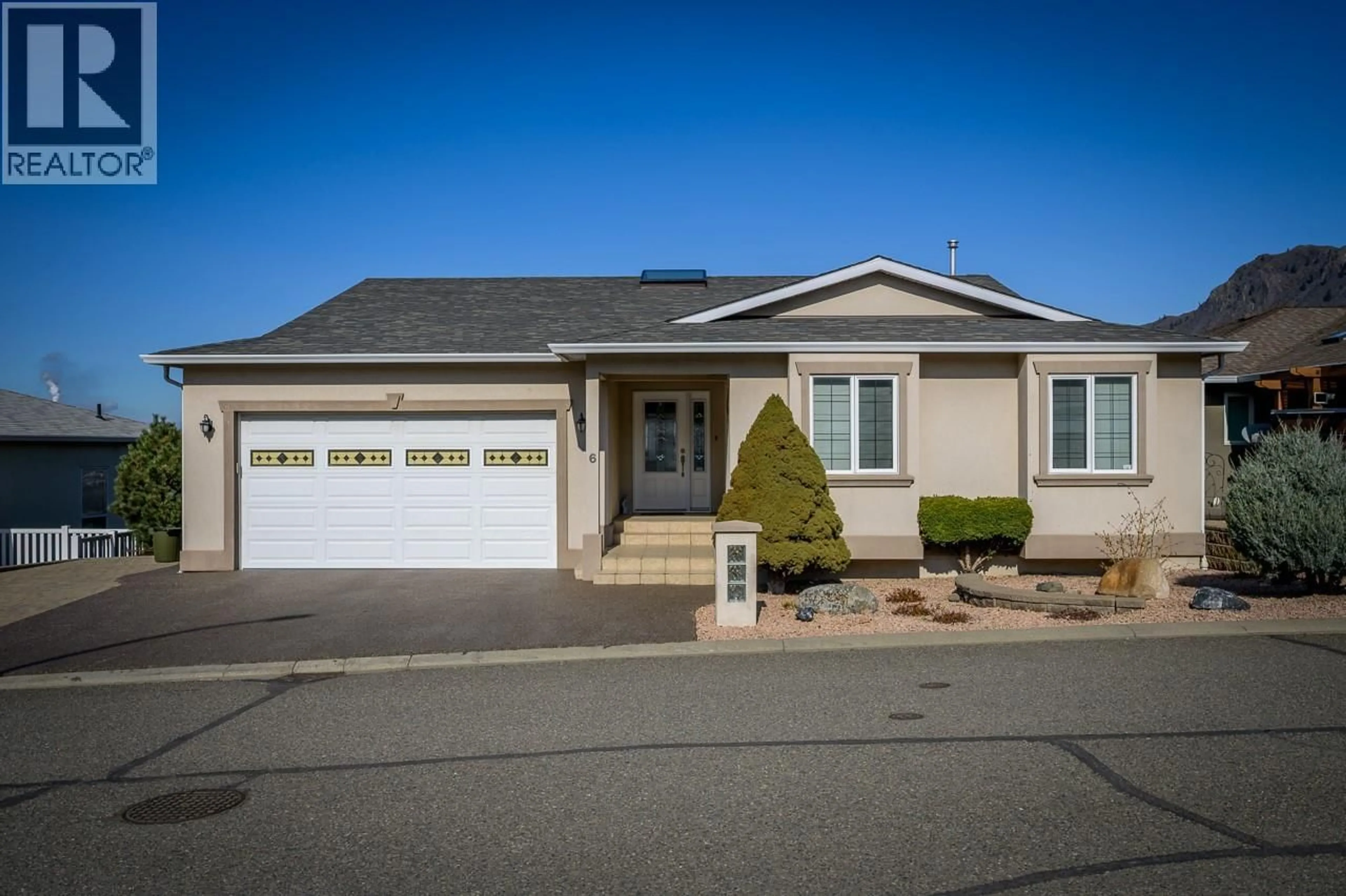 Home with vinyl exterior material, street for 6 - 1651 VALLEYVIEW DRIVE, Kamloops British Columbia V2C0A4