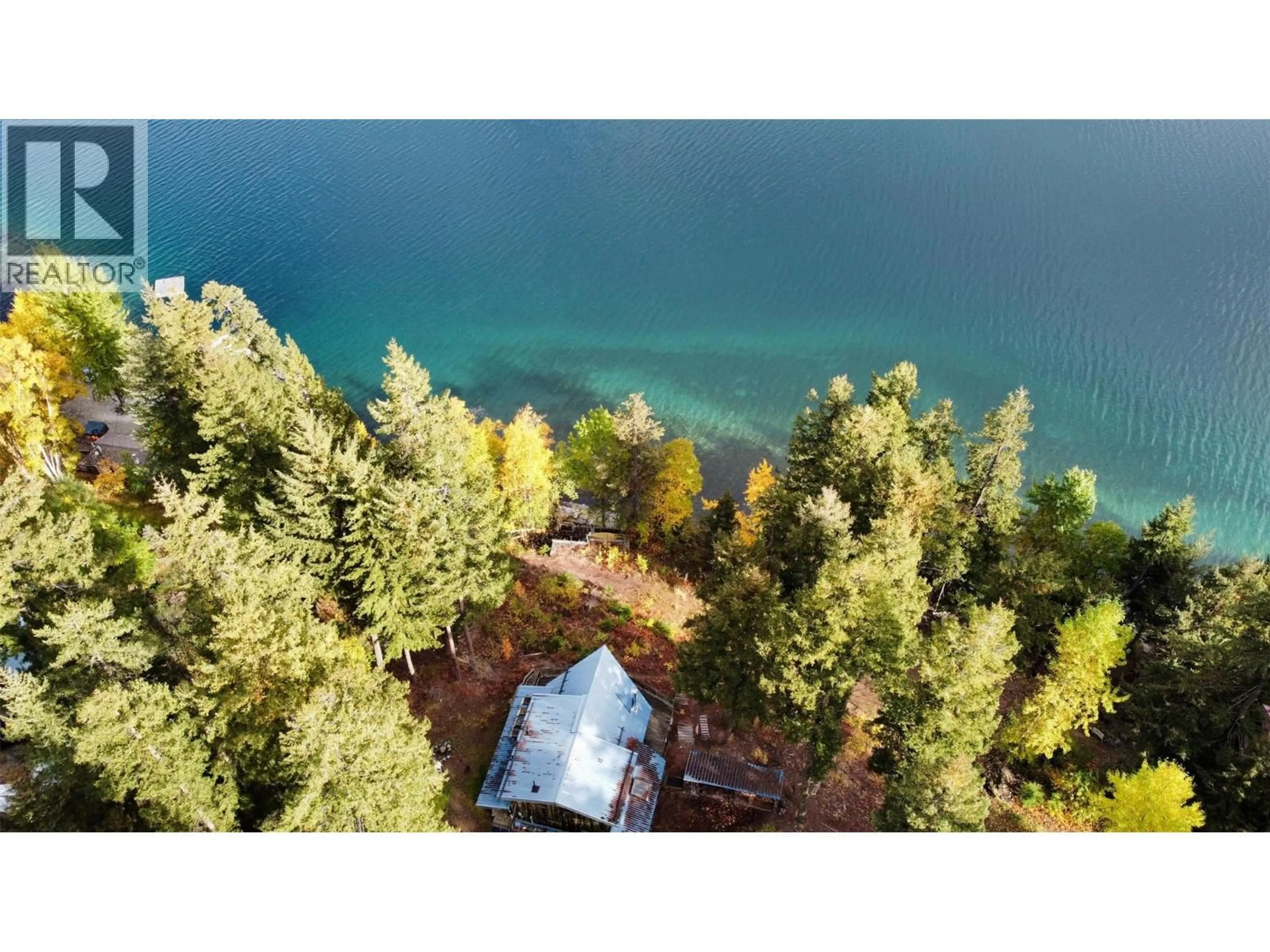 A pic from outside/outdoor area/front of a property/back of a property/a pic from drone, water/lake/river/ocean view for 2800 GUN LAKE ROAD WEST, Gold Bridge British Columbia V0K1P0