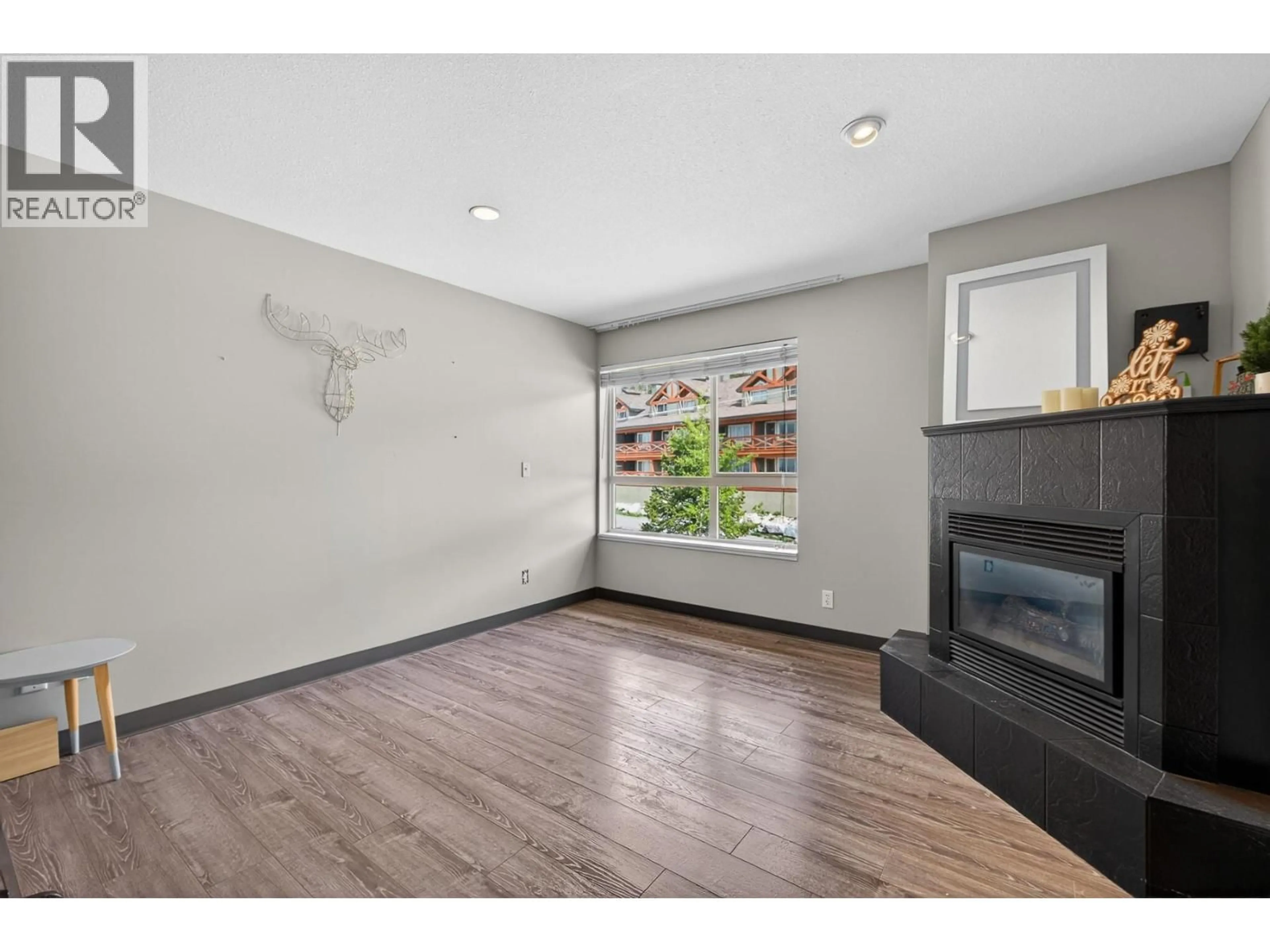 A pic of a room for 335 - 5340 BIG WHITE ROAD, Big White British Columbia V1P1P3