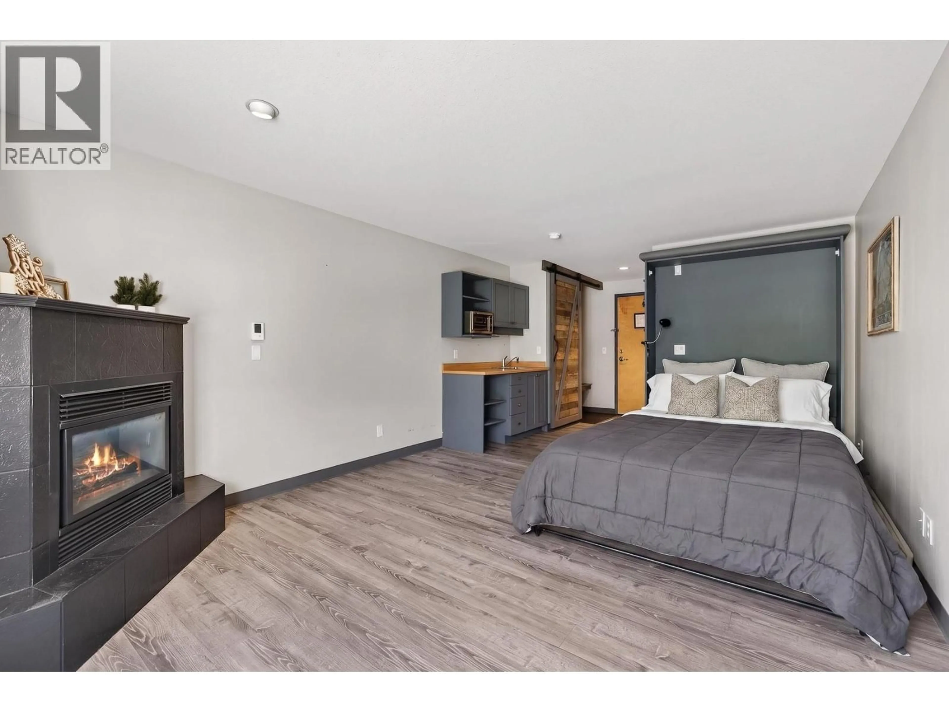 A pic of a room for 335 - 5340 BIG WHITE ROAD, Big White British Columbia V1P1P3
