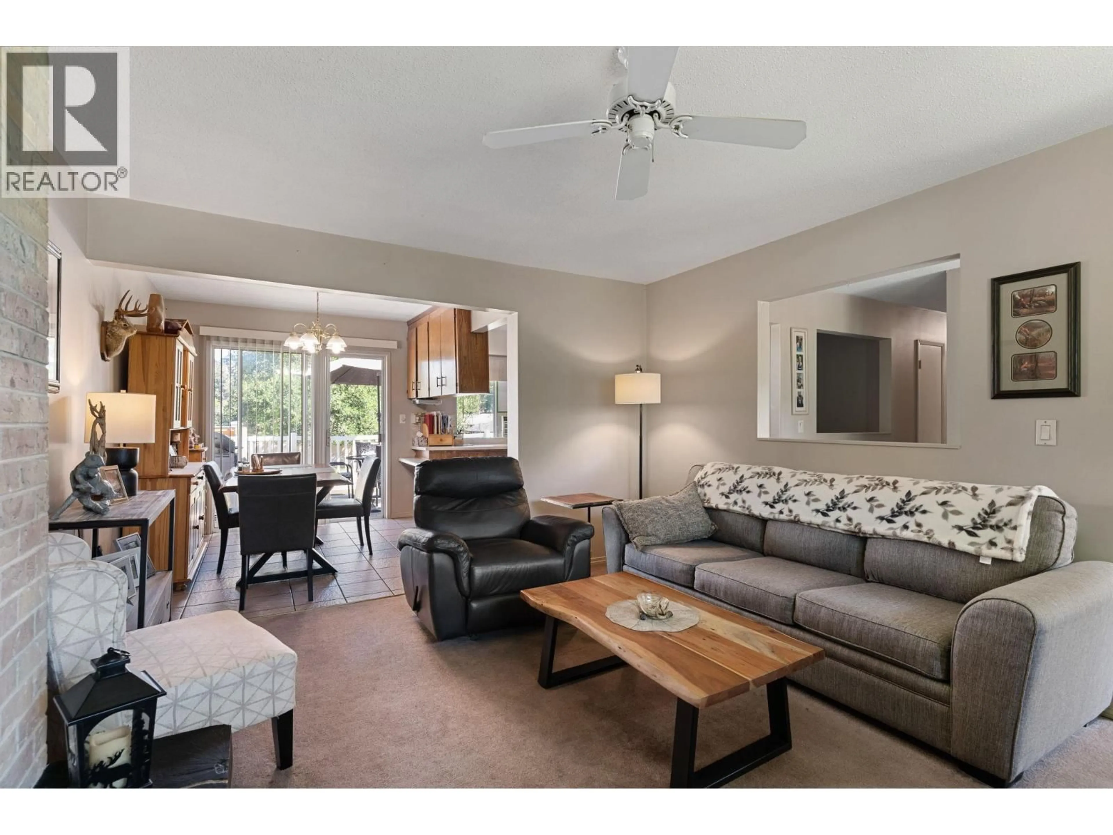 Living room with furniture, unknown for 844 HUBBARD ROAD, Kelowna British Columbia V1W1N4