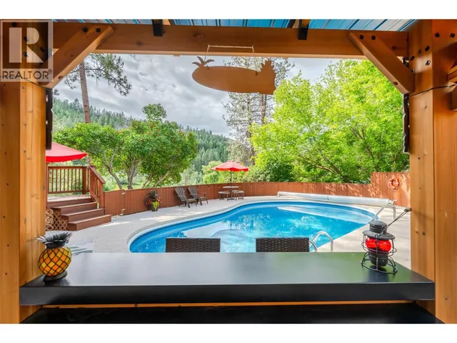 100 ST. ANDREWS DRIVE, Kaleden 5