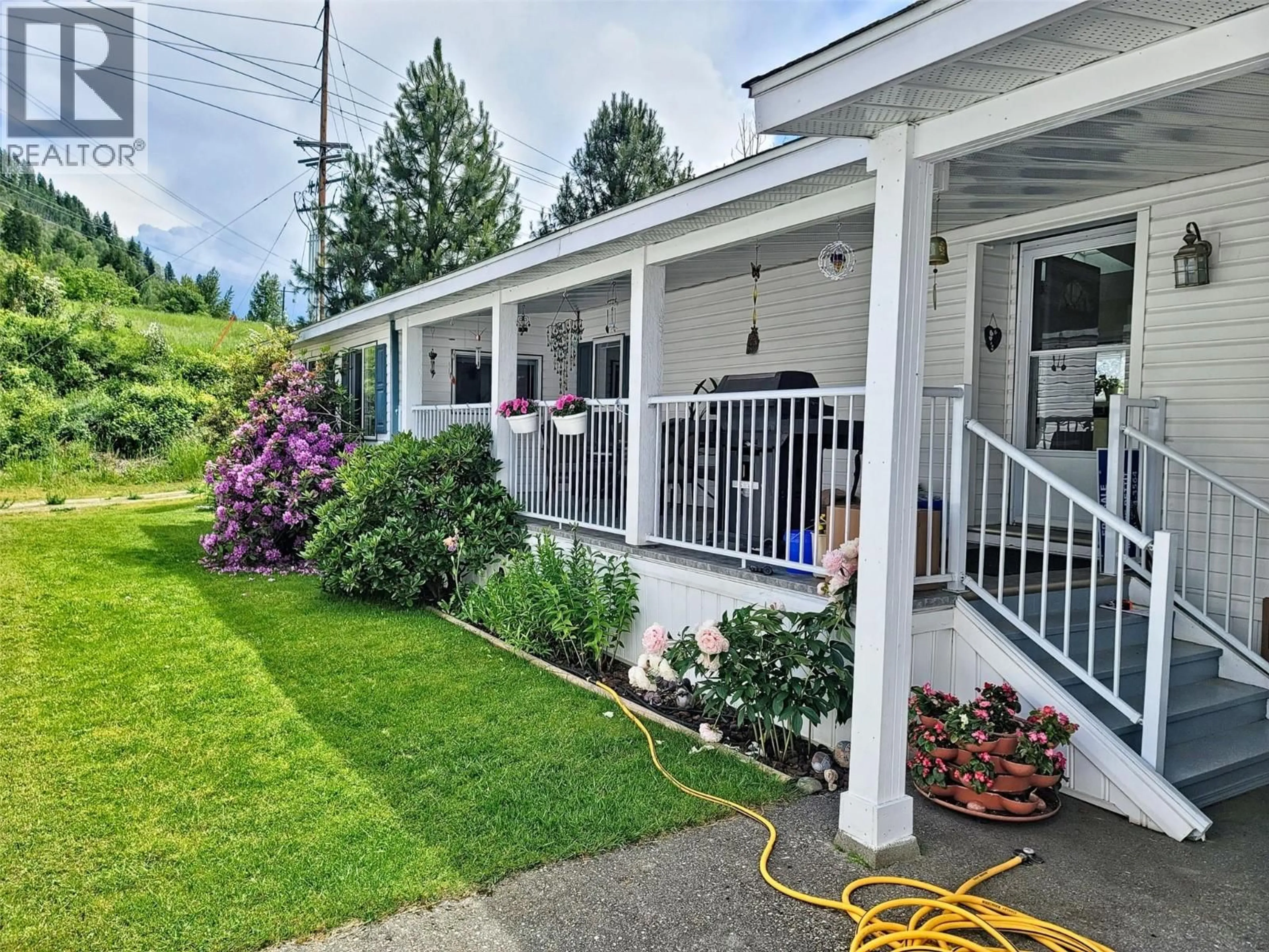 Unknown for 9 - 651 ROSEDALE ROAD, Castlegar British Columbia V1N4L2