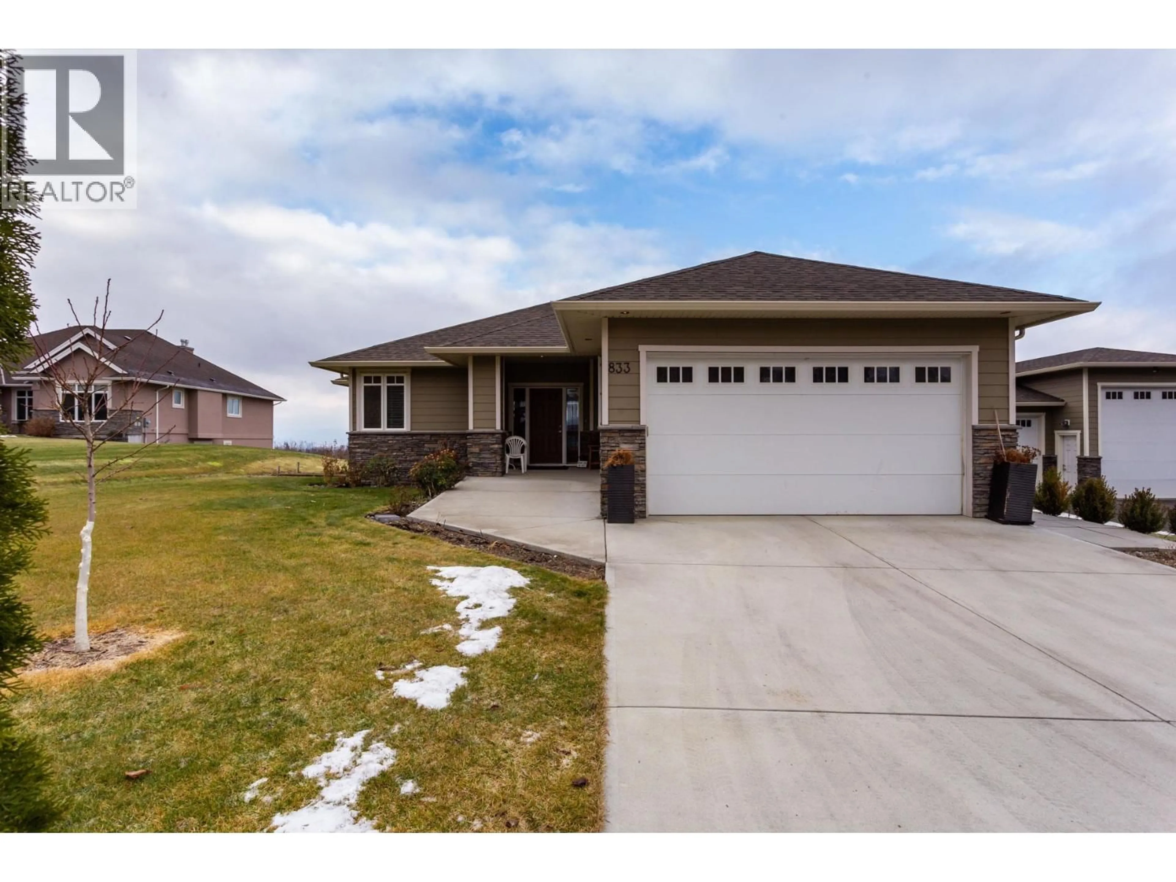 Unknown for 833 MCCURDY ROAD EAST, Kelowna British Columbia V1X8G3