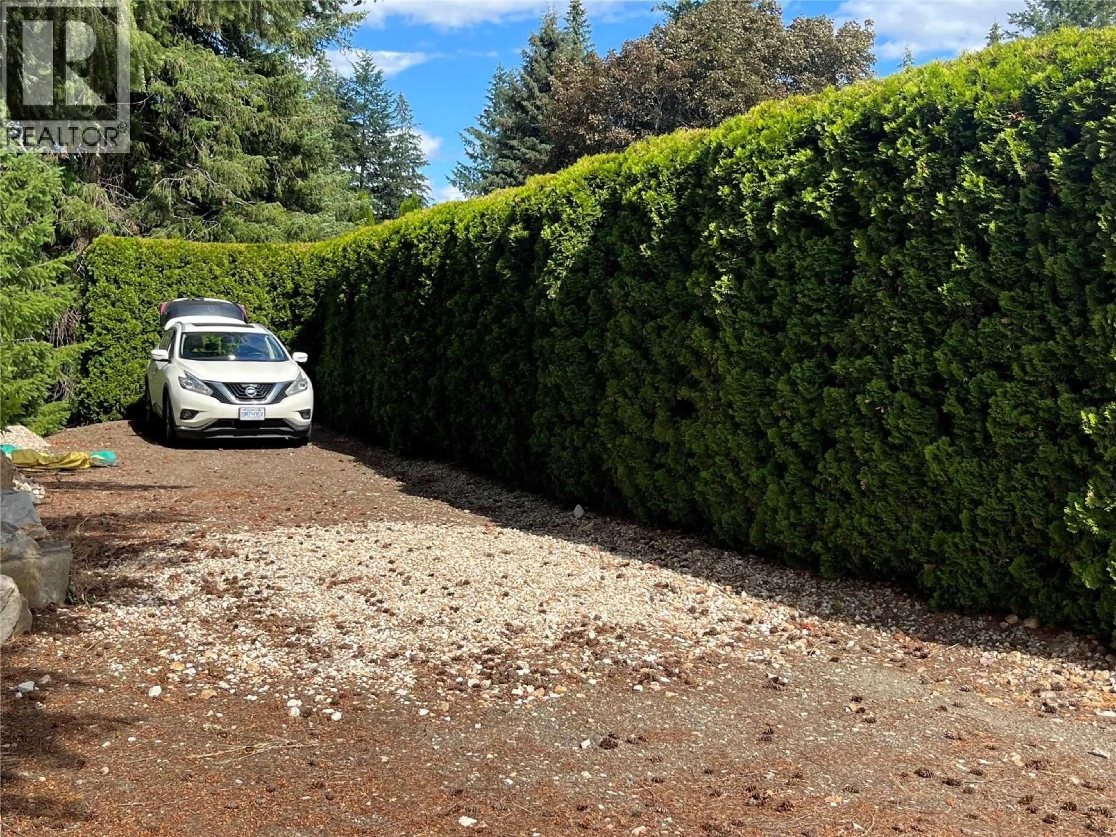 Parking for 2491 GOLF COURSE DRIVE, Blind Bay British Columbia V0E1H2