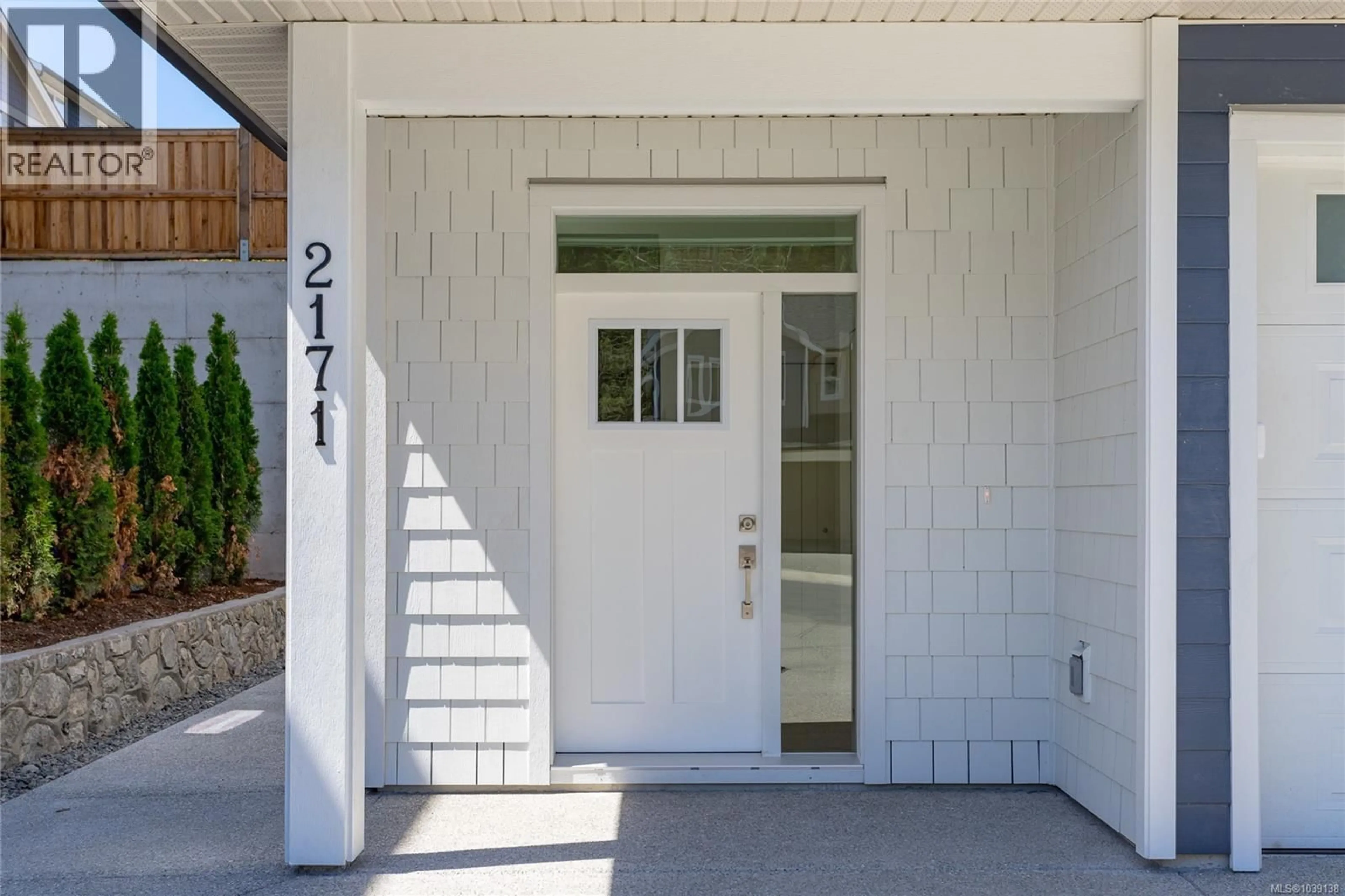 Indoor entryway for 2171 BELLFLOWER DRIVE, Langford British Columbia V9C0S6