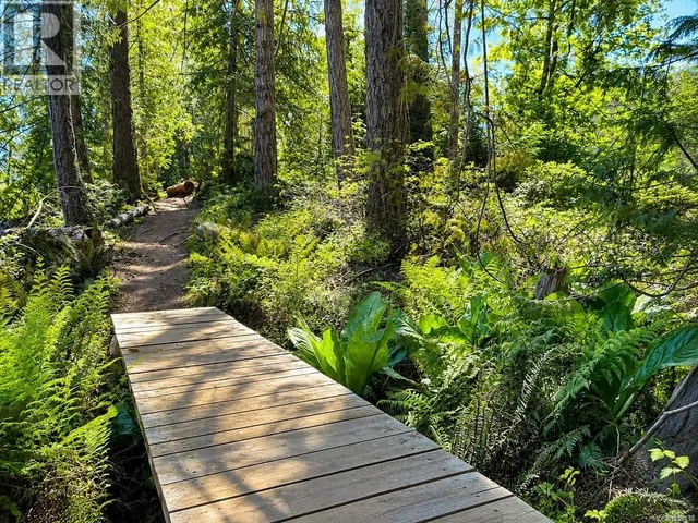2171 BELLFLOWER DRIVE, Langford 5