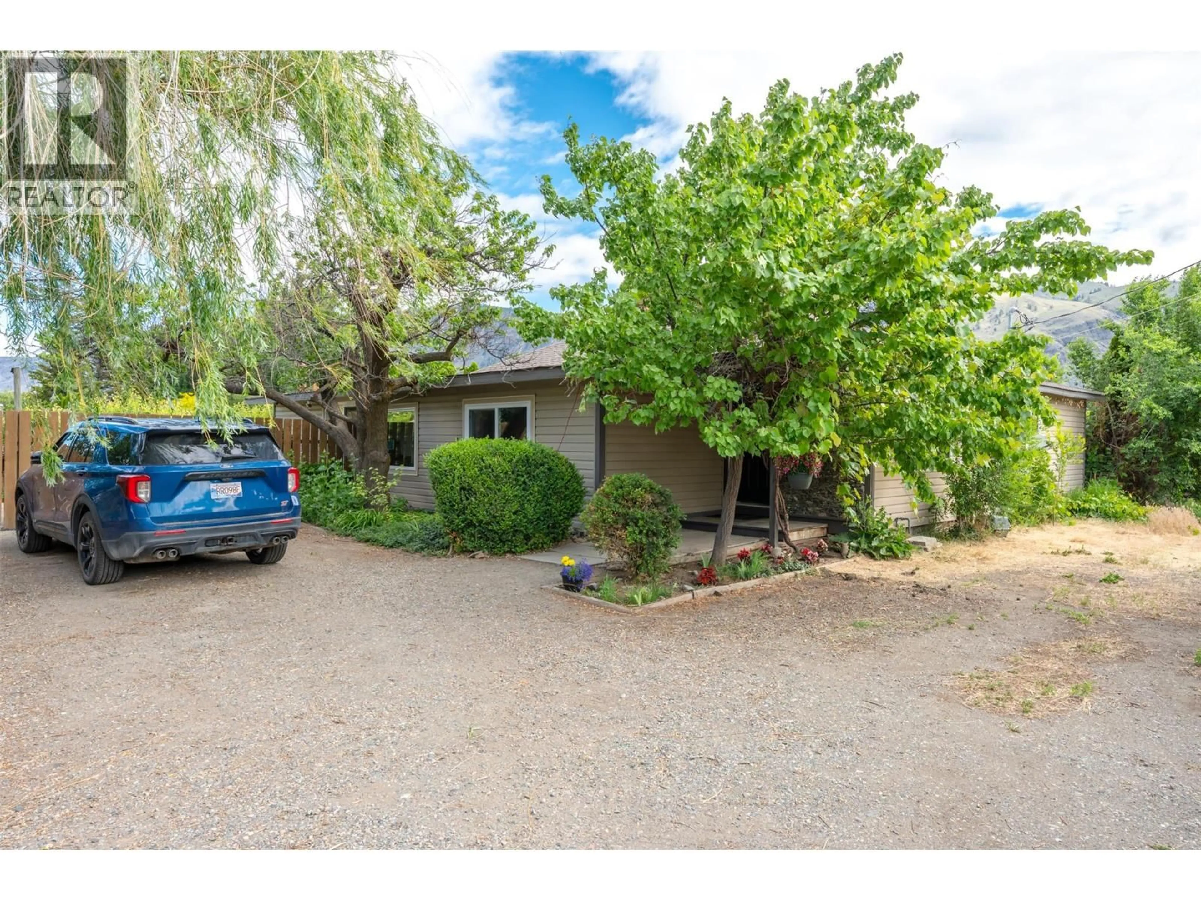 A pic from outside/outdoor area/front of a property/back of a property/a pic from drone, street for 2122 MAIN STREET, Cawston British Columbia V0X1C1