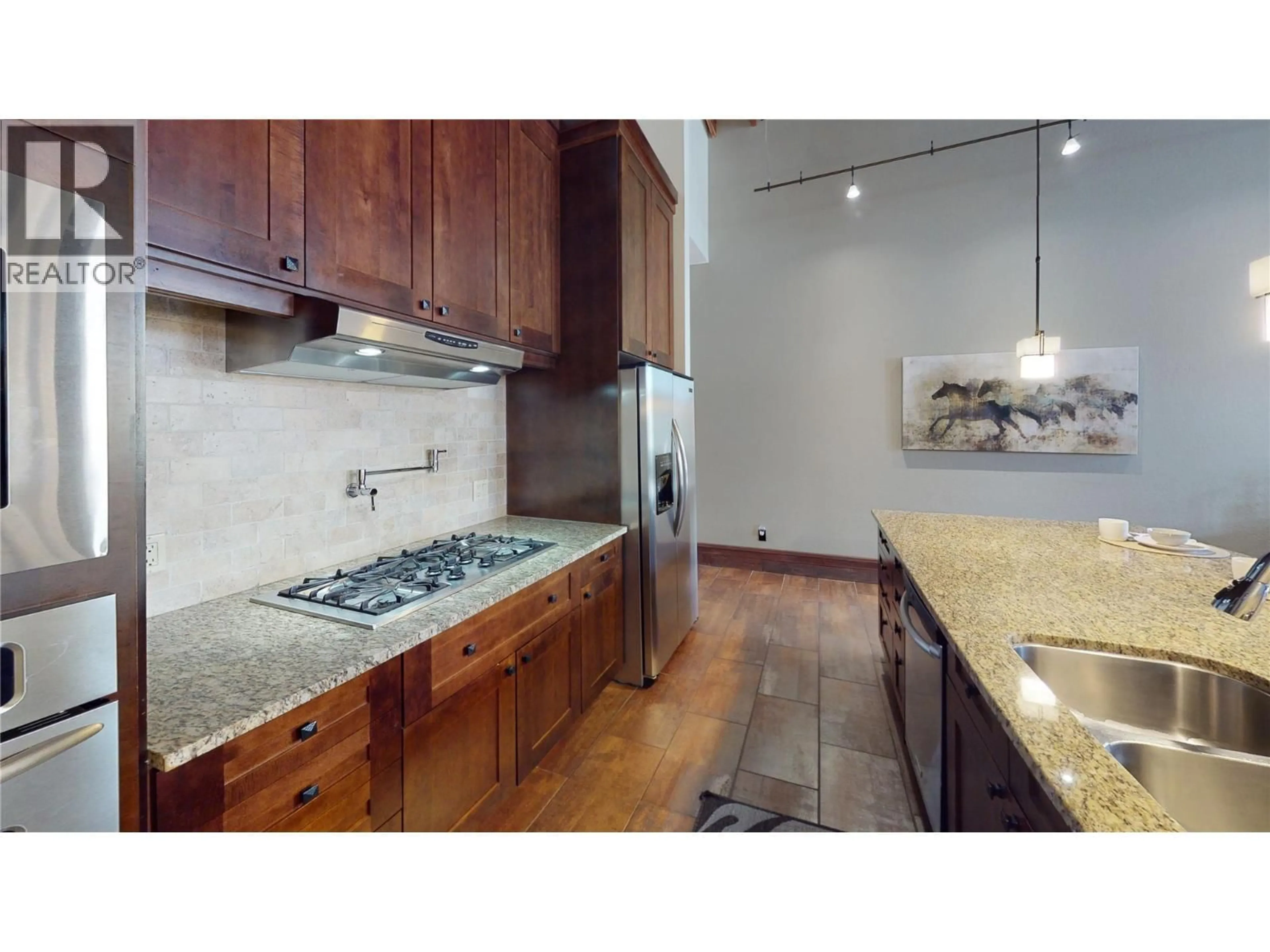 Open concept kitchen, ceramic/tile floor for 103B - 901 2ND AVENUE, Fernie British Columbia V0B1M0
