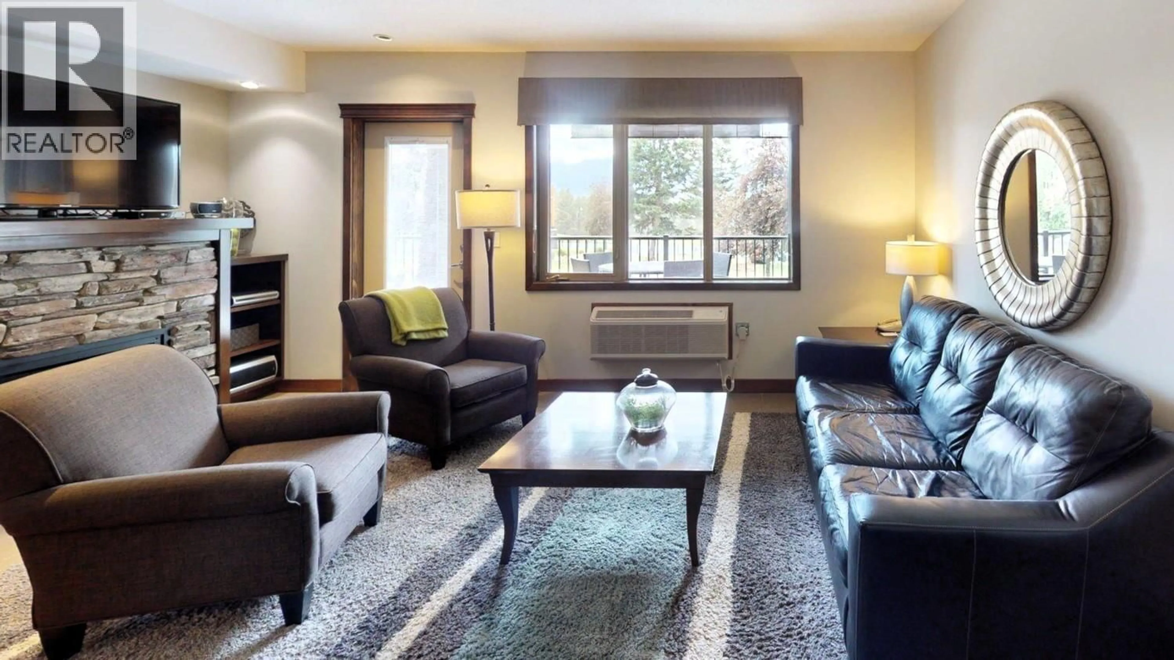 Living room with furniture, unknown for 715 E - 700 BIGHORN BOULEVARD, Radium Hot Springs British Columbia V0A1M0